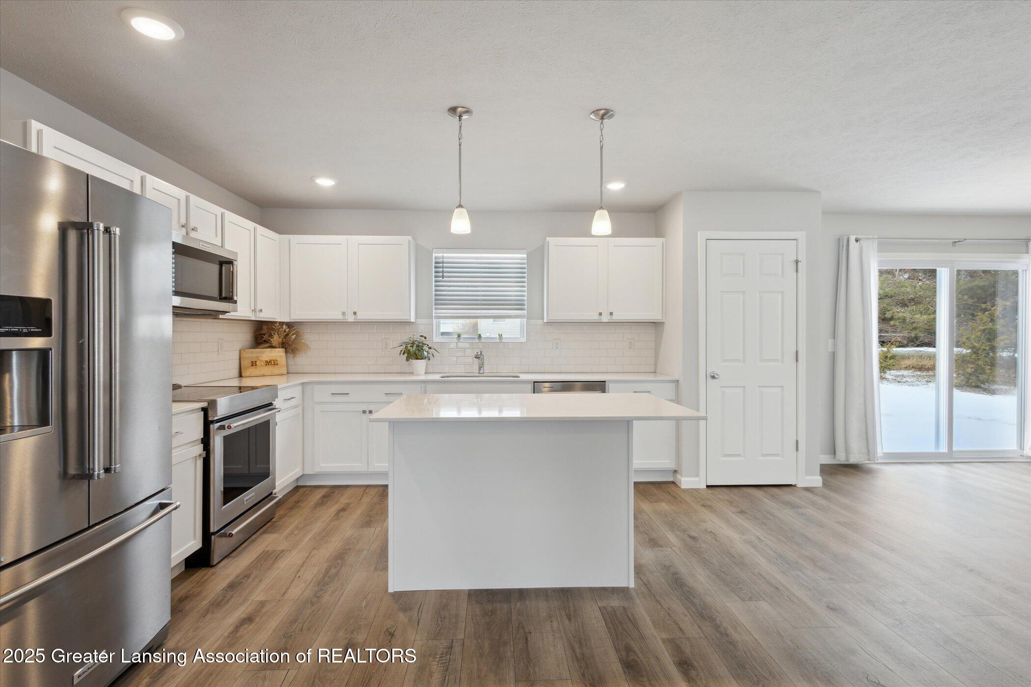 13822 Kaleidoscope Drive, DeWitt