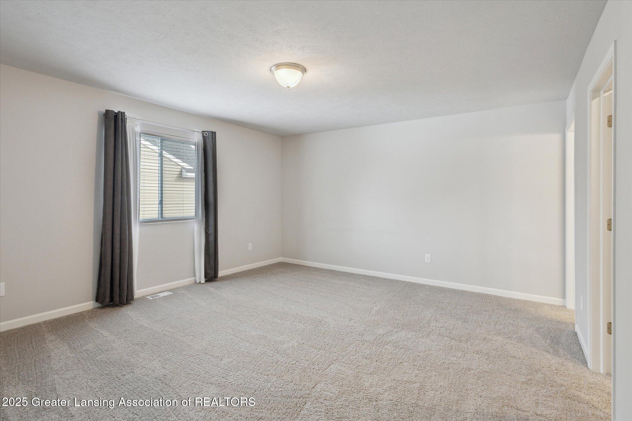 13822 Kaleidoscope Drive, DeWitt