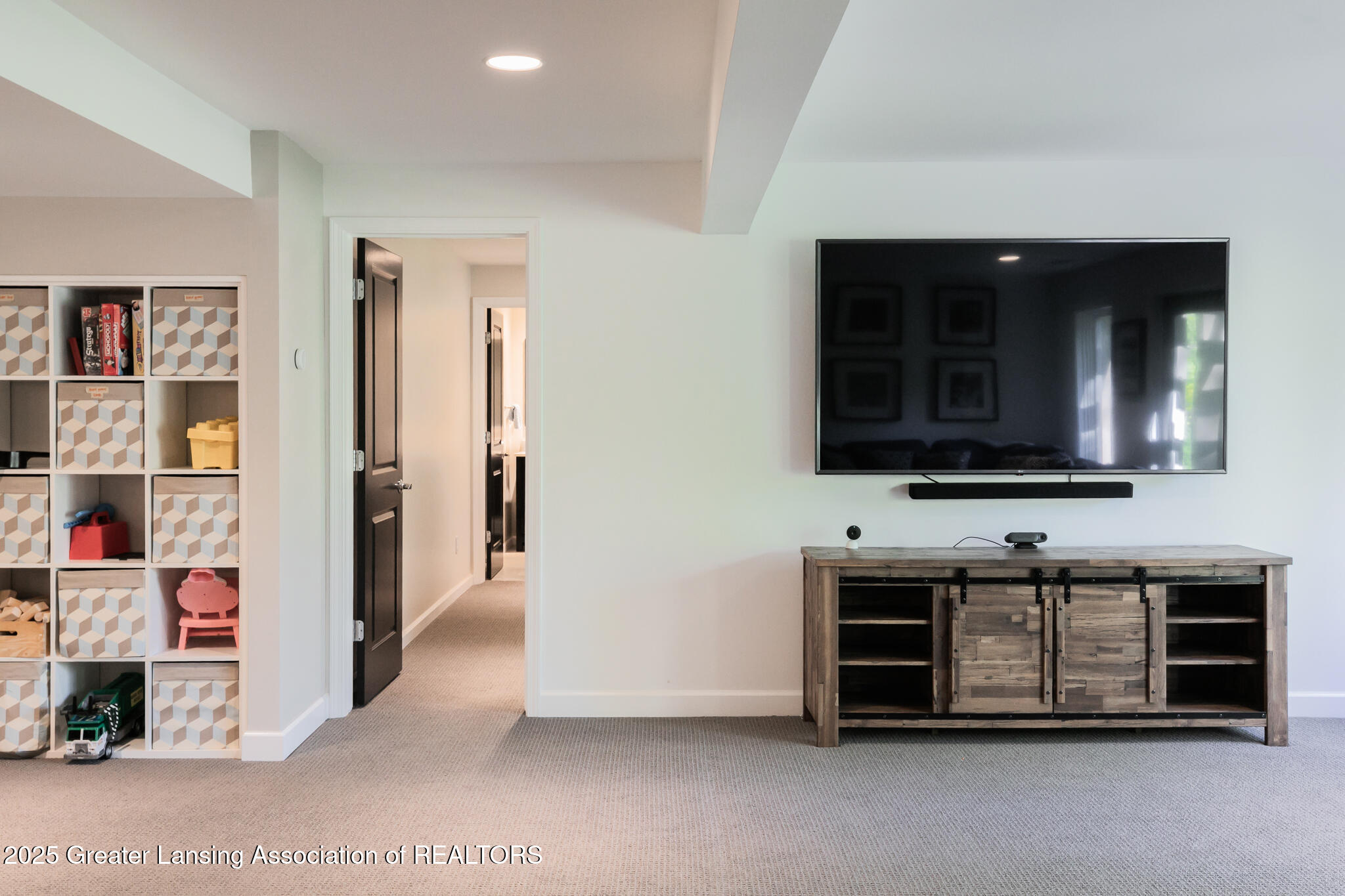4341 Aztec Way