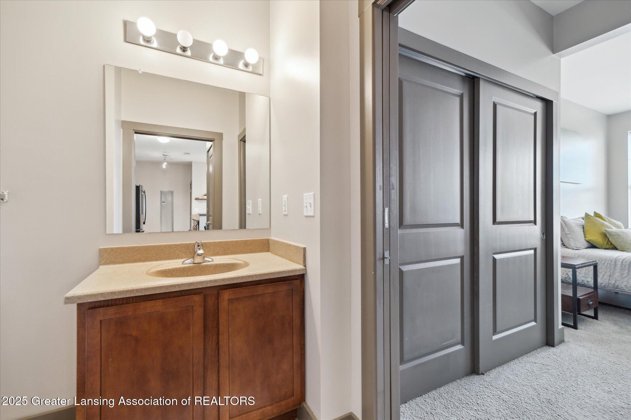 500 E Michigan Avenue, 417