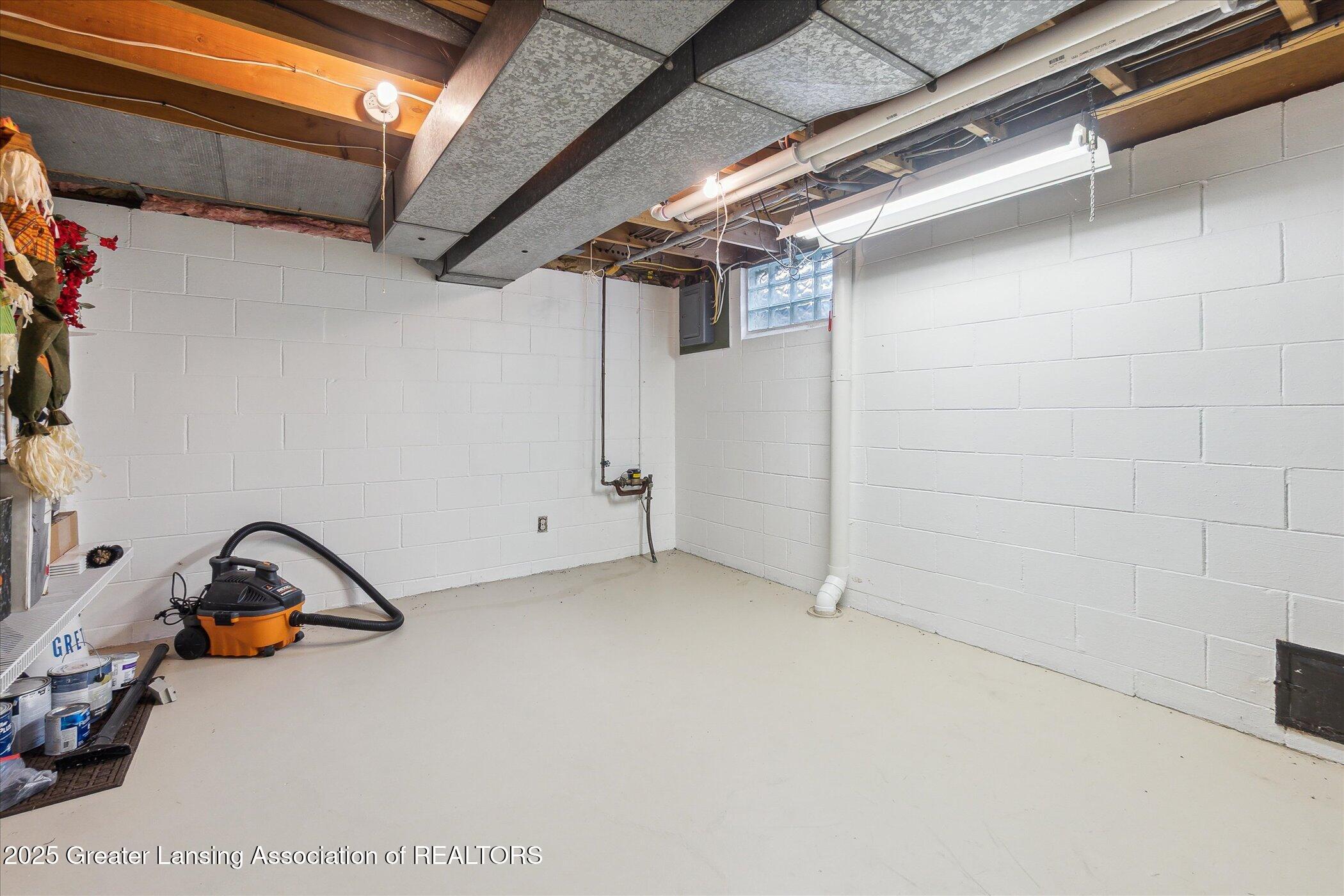2130 Belding Court
