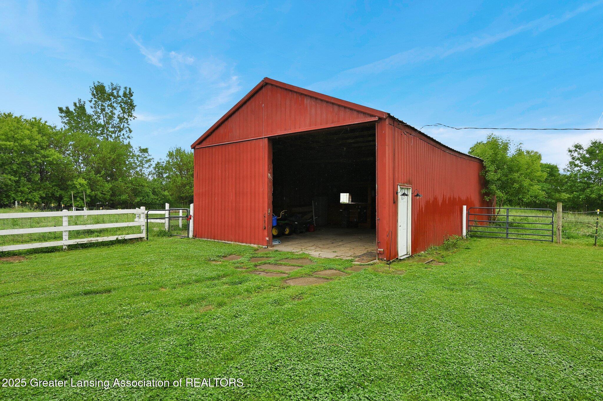4527 W Hibbard Road