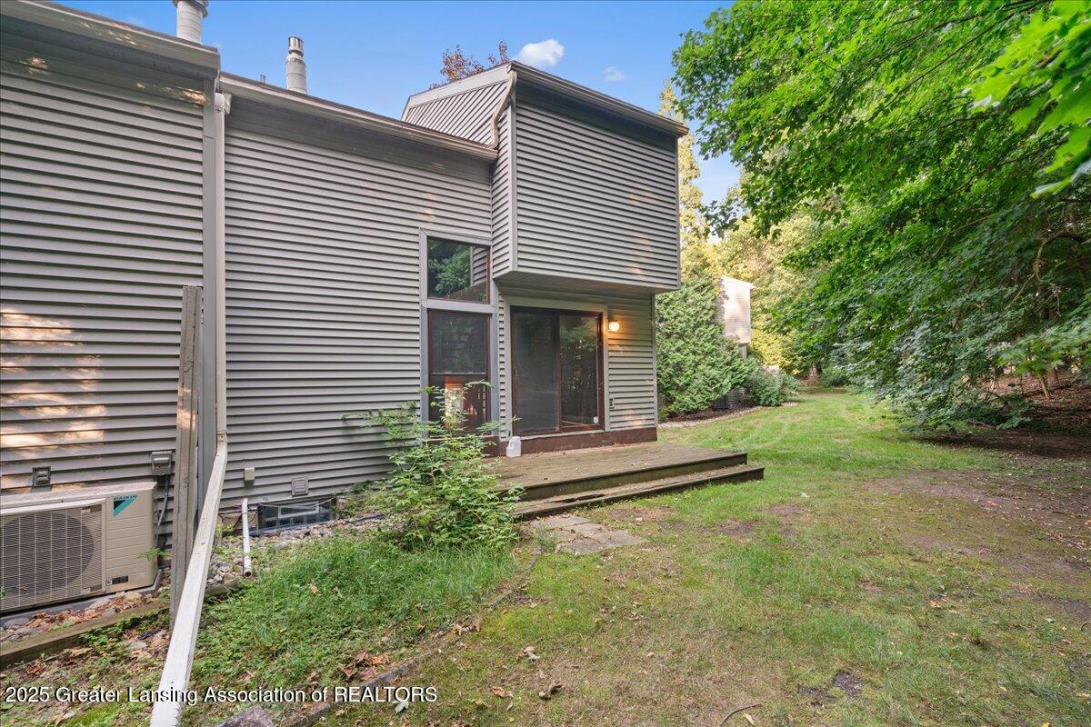 3659 E Meadows Court