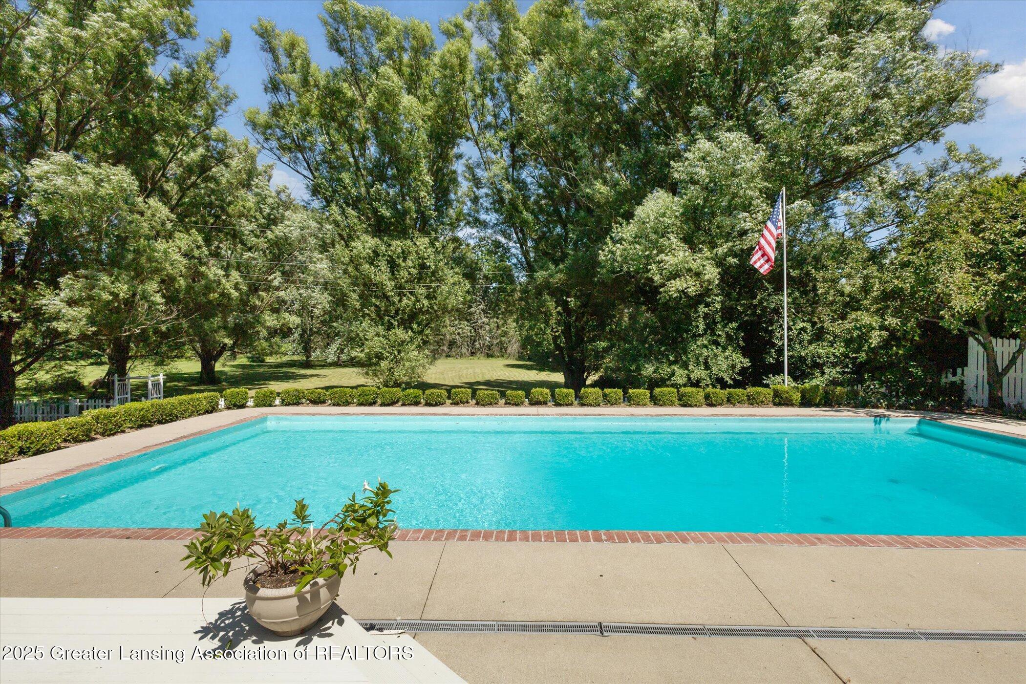 4668 Nakoma Drive