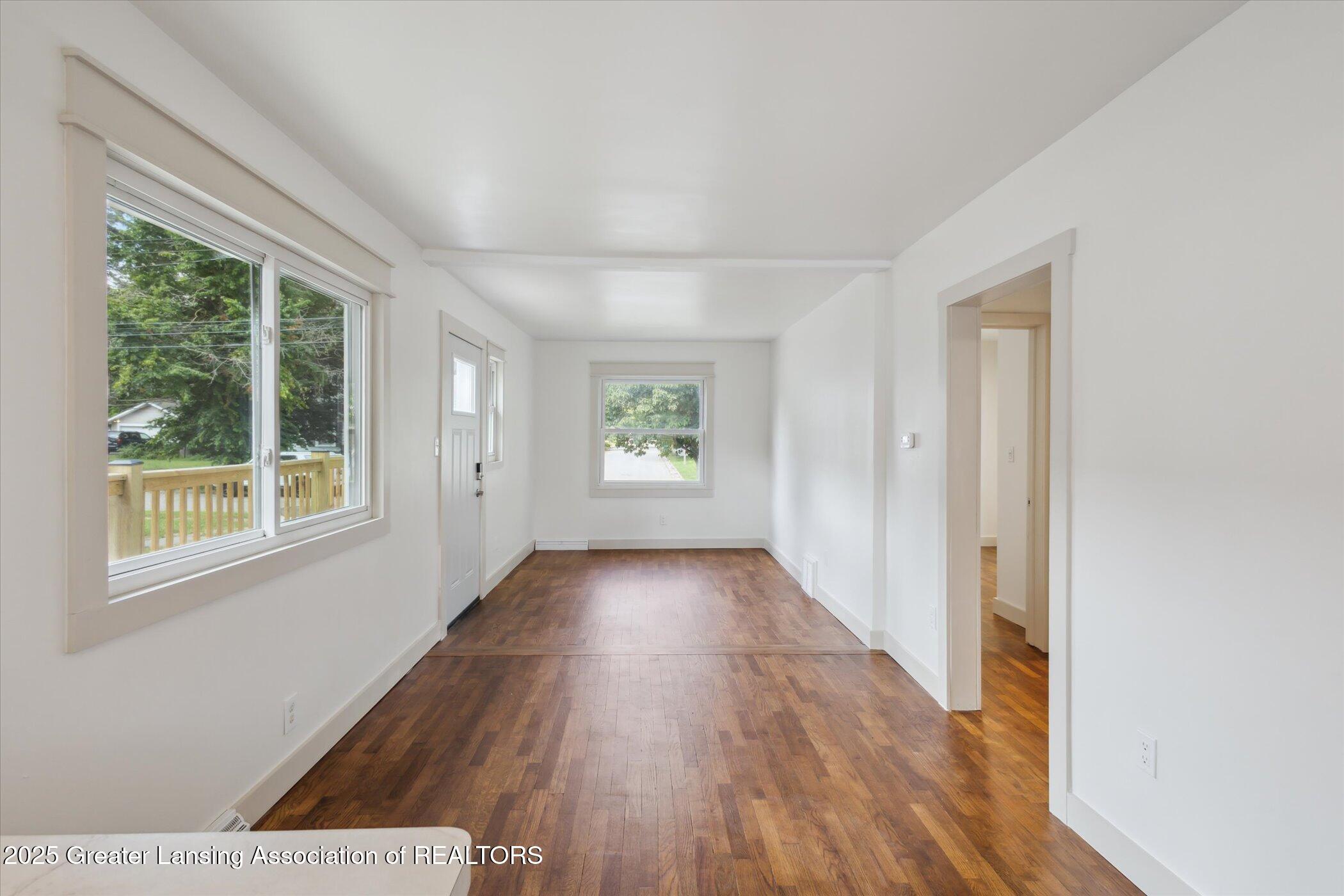 2237 Sunnyside Avenue