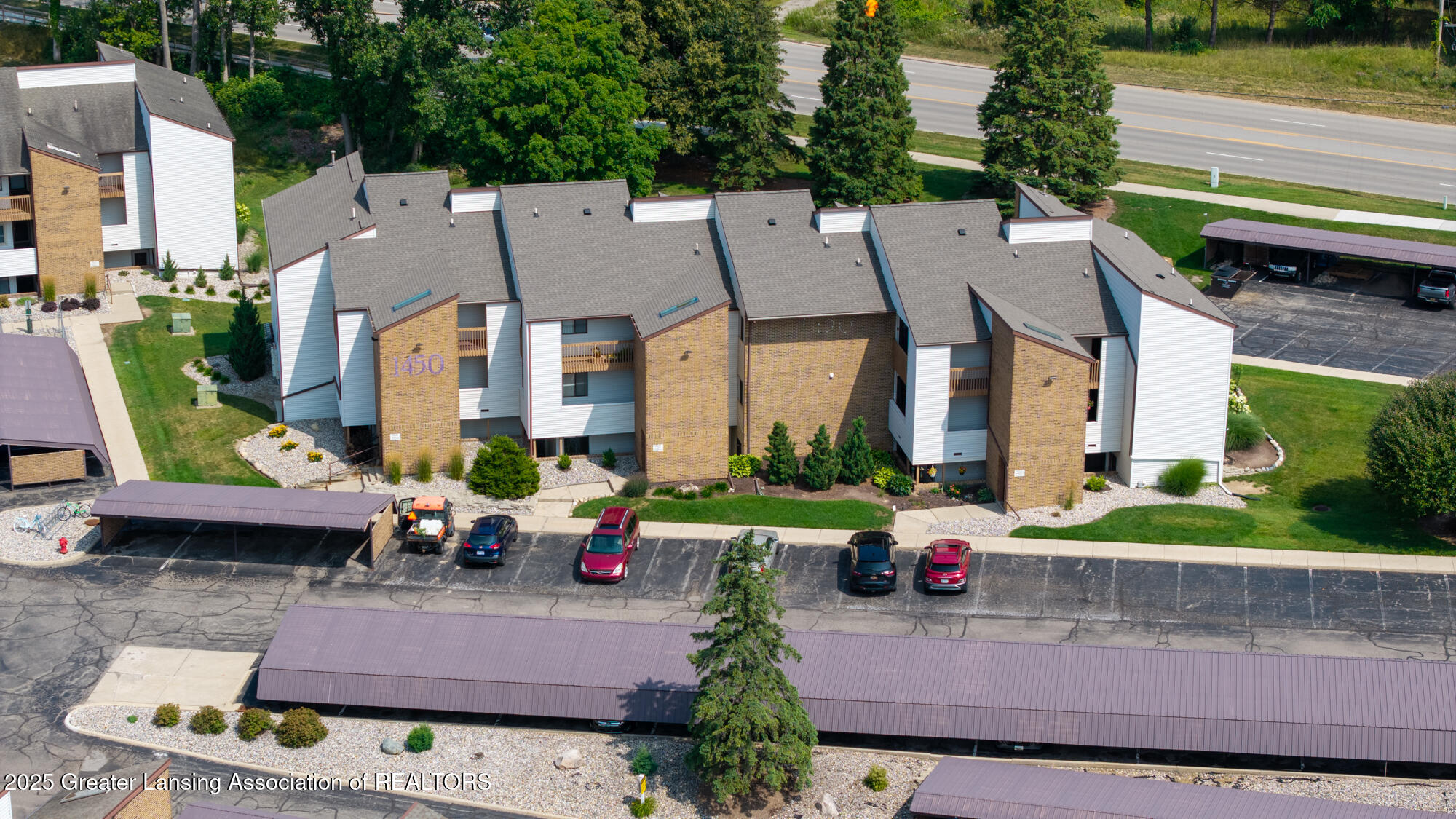 1450 E Pond Drive, 23