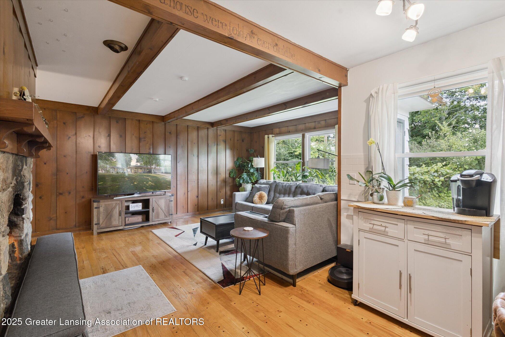 1044 Shelter Lane