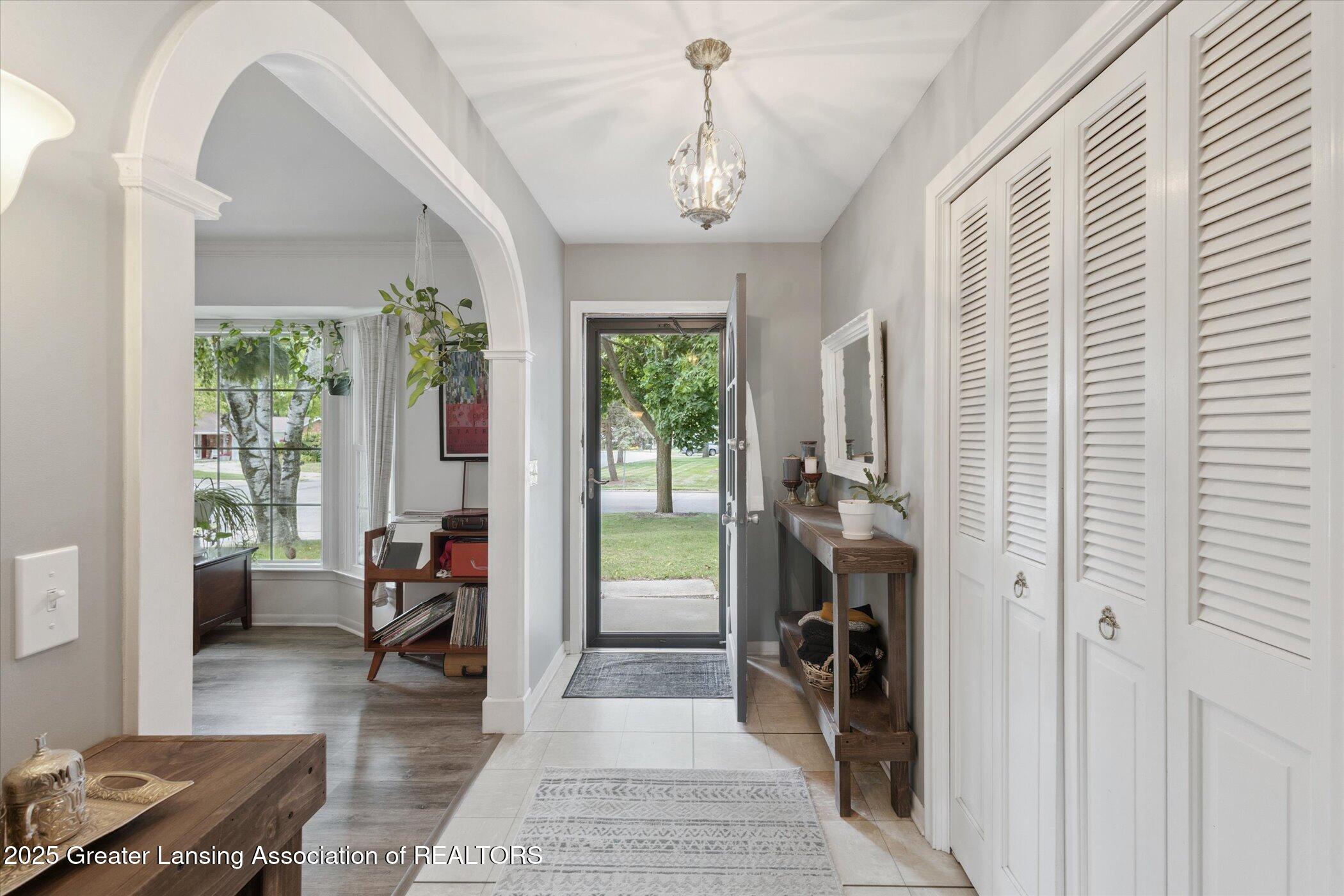1044 Shelter Lane