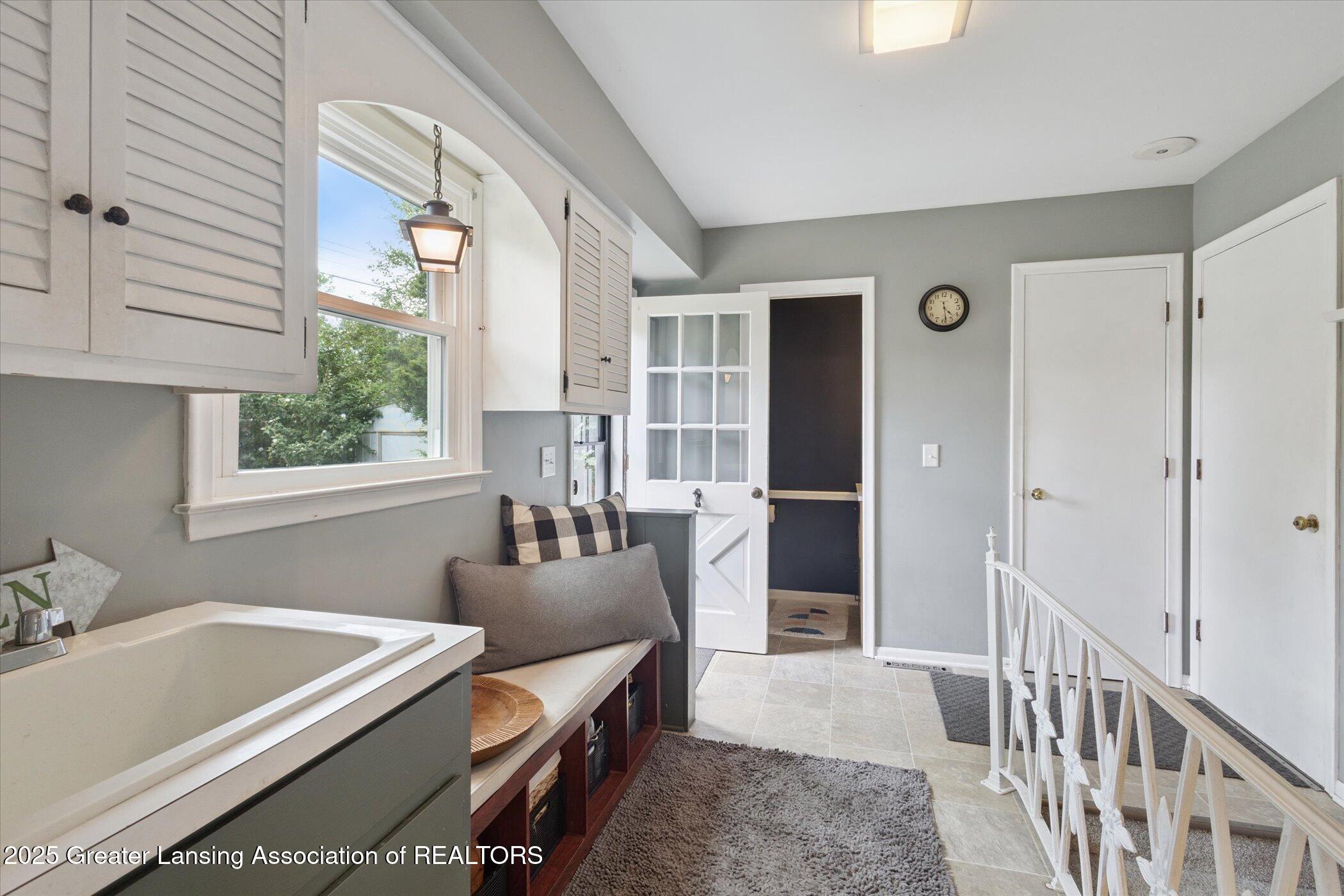1044 Shelter Lane
