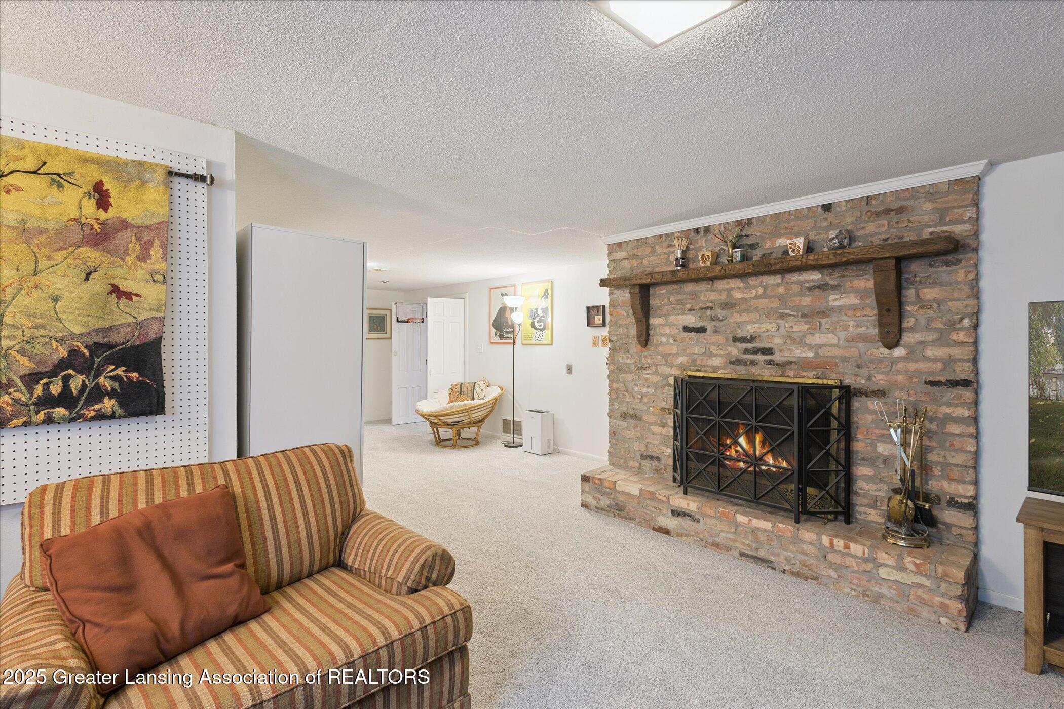 1044 Shelter Lane