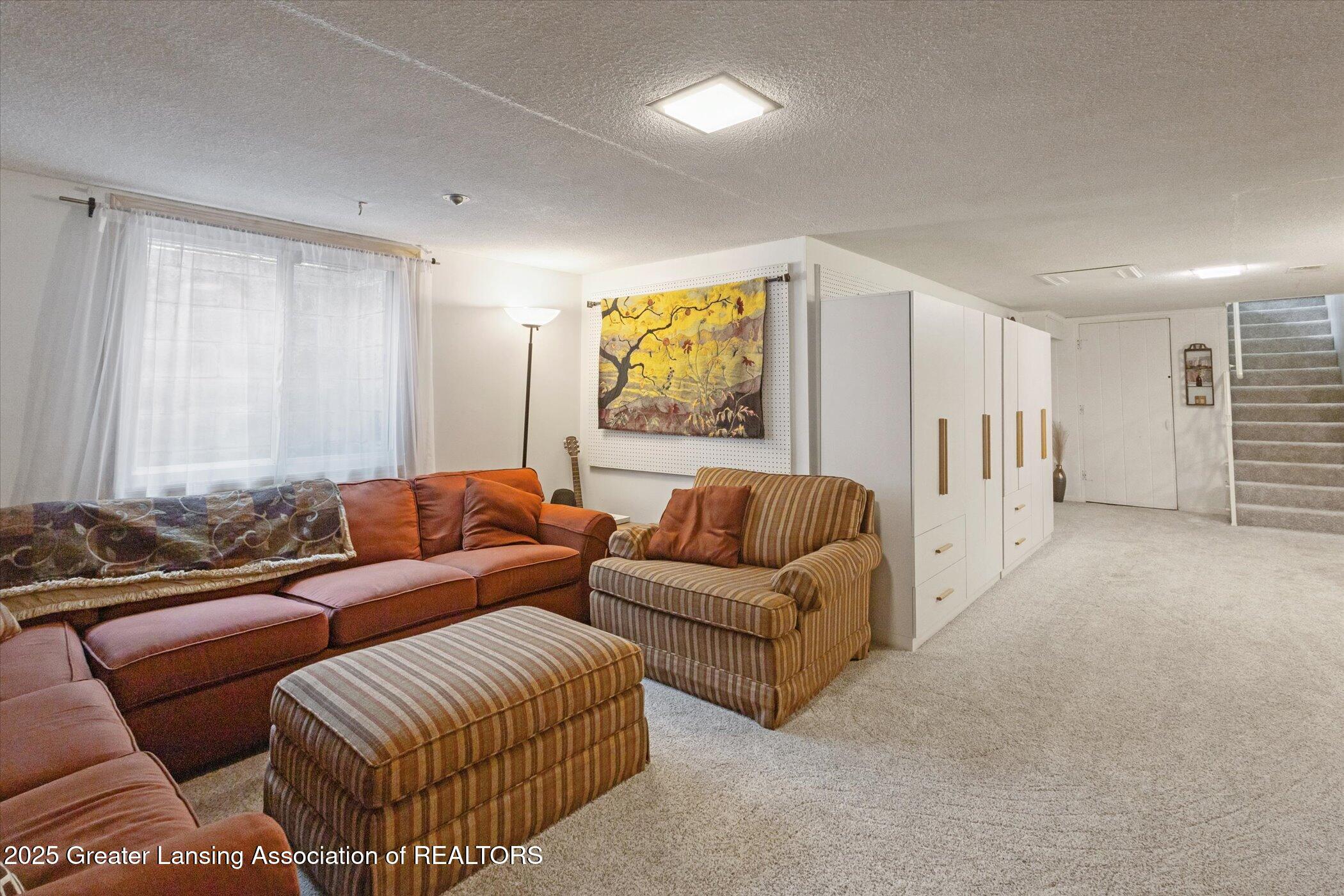 1044 Shelter Lane
