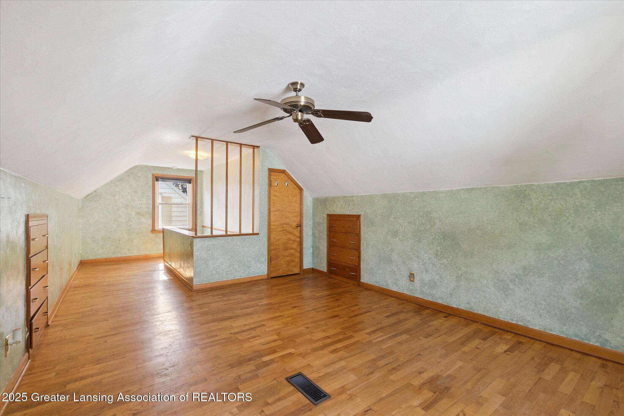 2631 LaSalle Boulevard