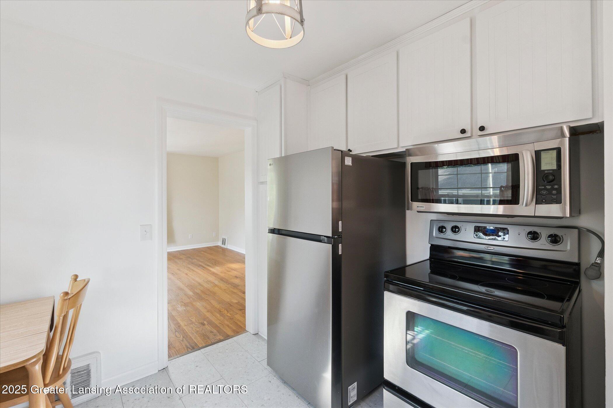 2631 LaSalle Boulevard