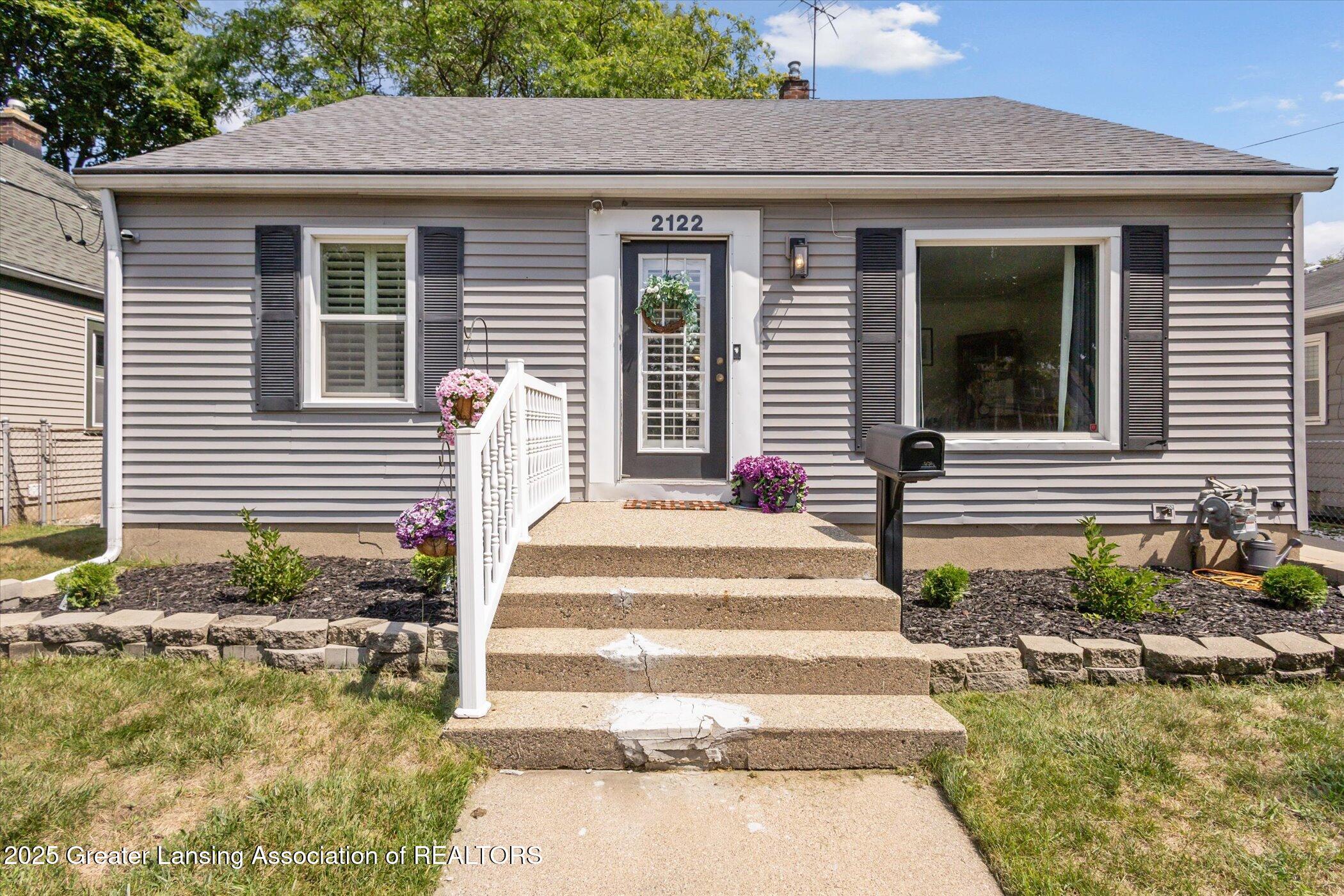 2122 SE Eastern Avenue