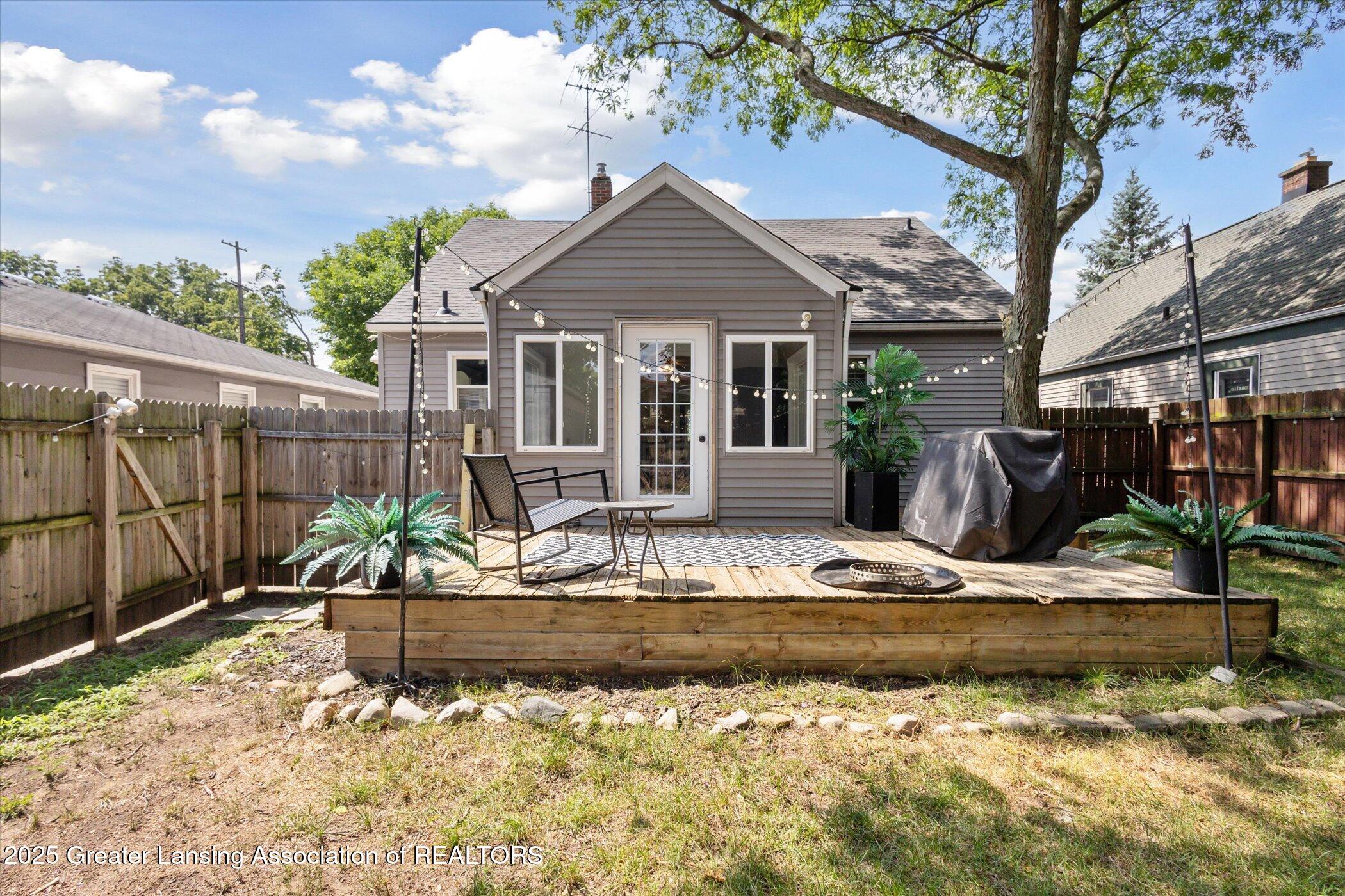 2122 SE Eastern Avenue