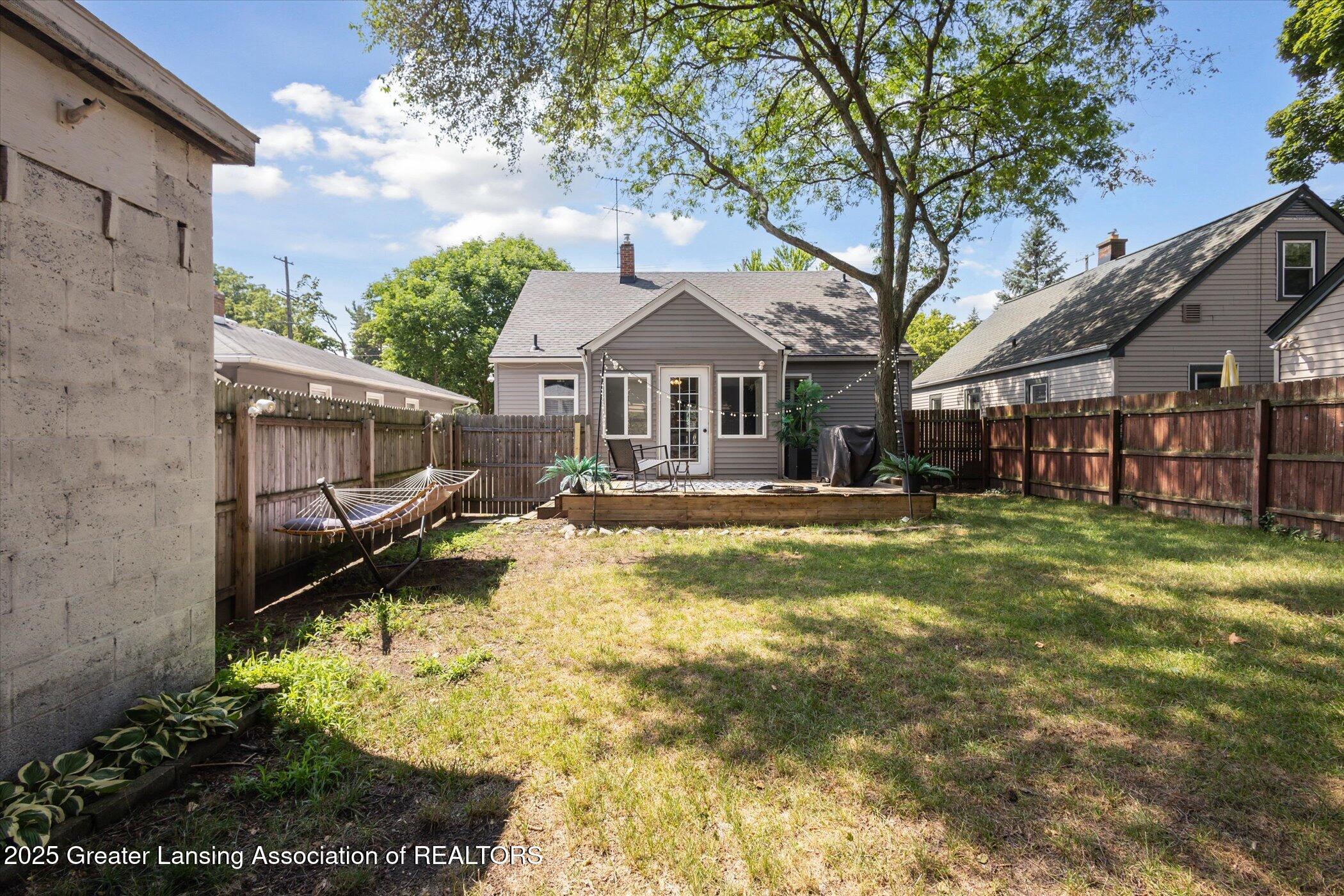 2122 SE Eastern Avenue