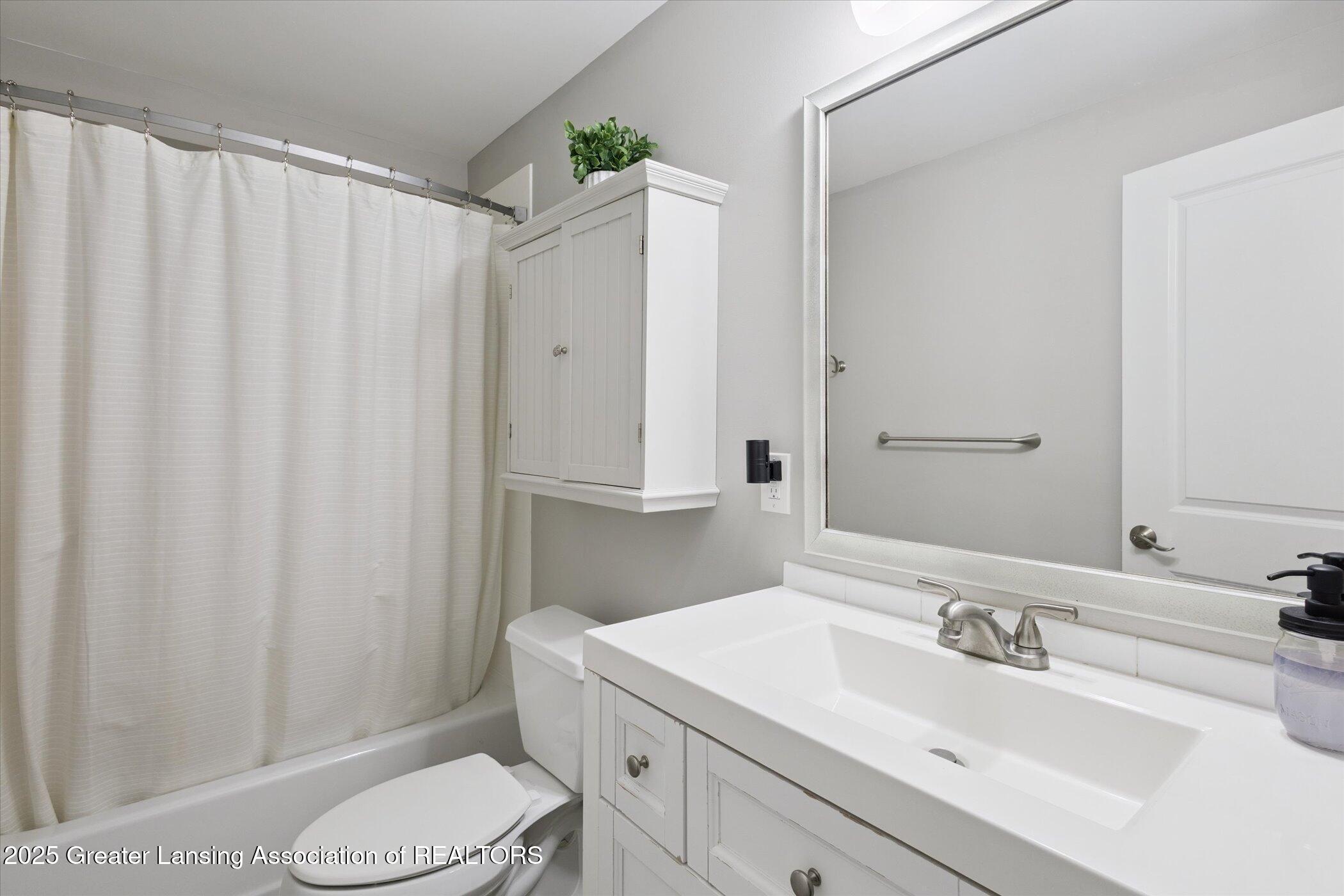 2726 Kittansett Drive