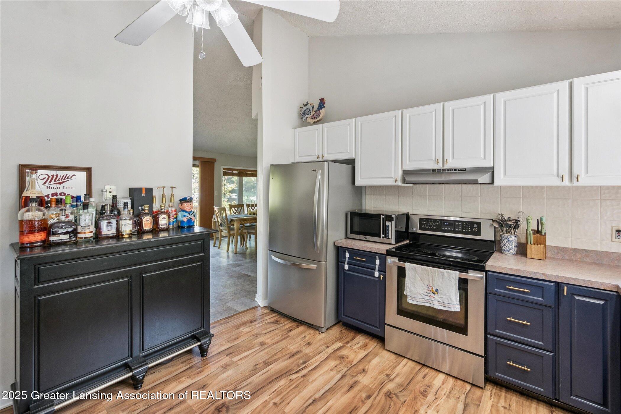 1138 Cliffdale Drive