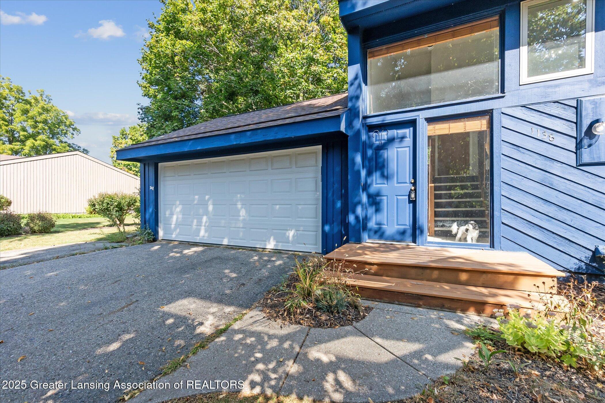 1138 Cliffdale Drive