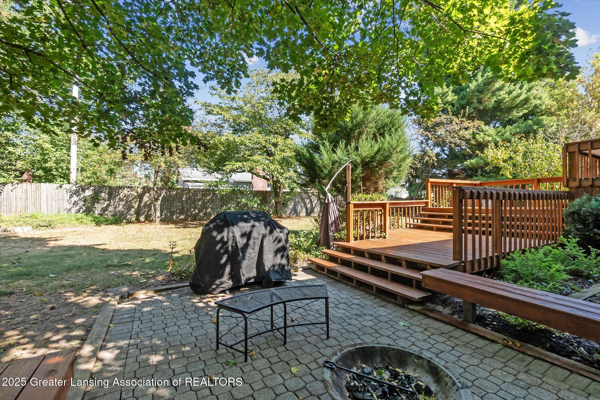 1138 Cliffdale Drive