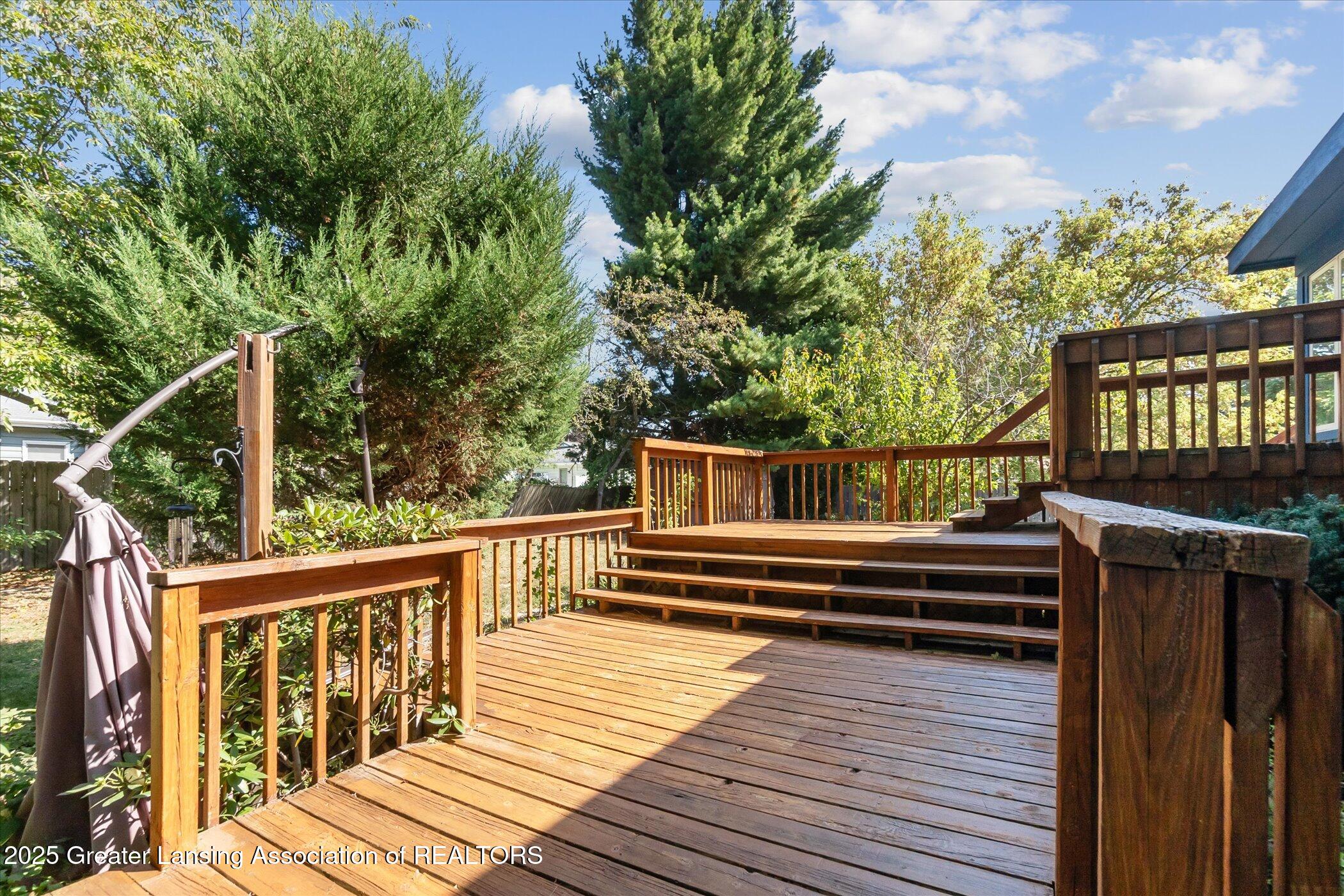 1138 Cliffdale Drive