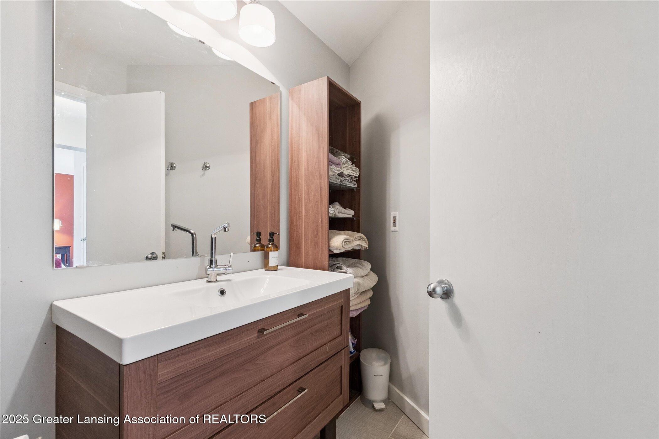 1138 Cliffdale Drive