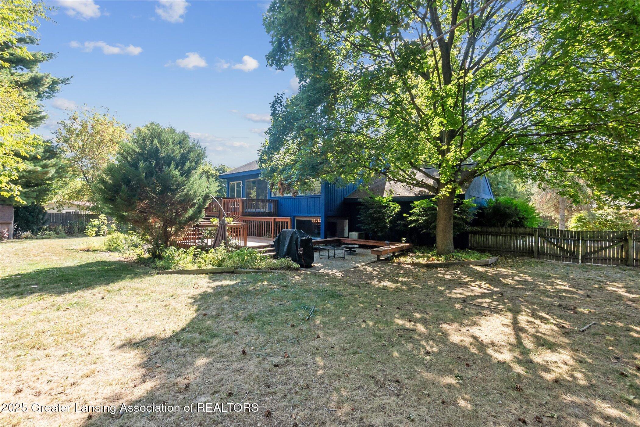 1138 Cliffdale Drive