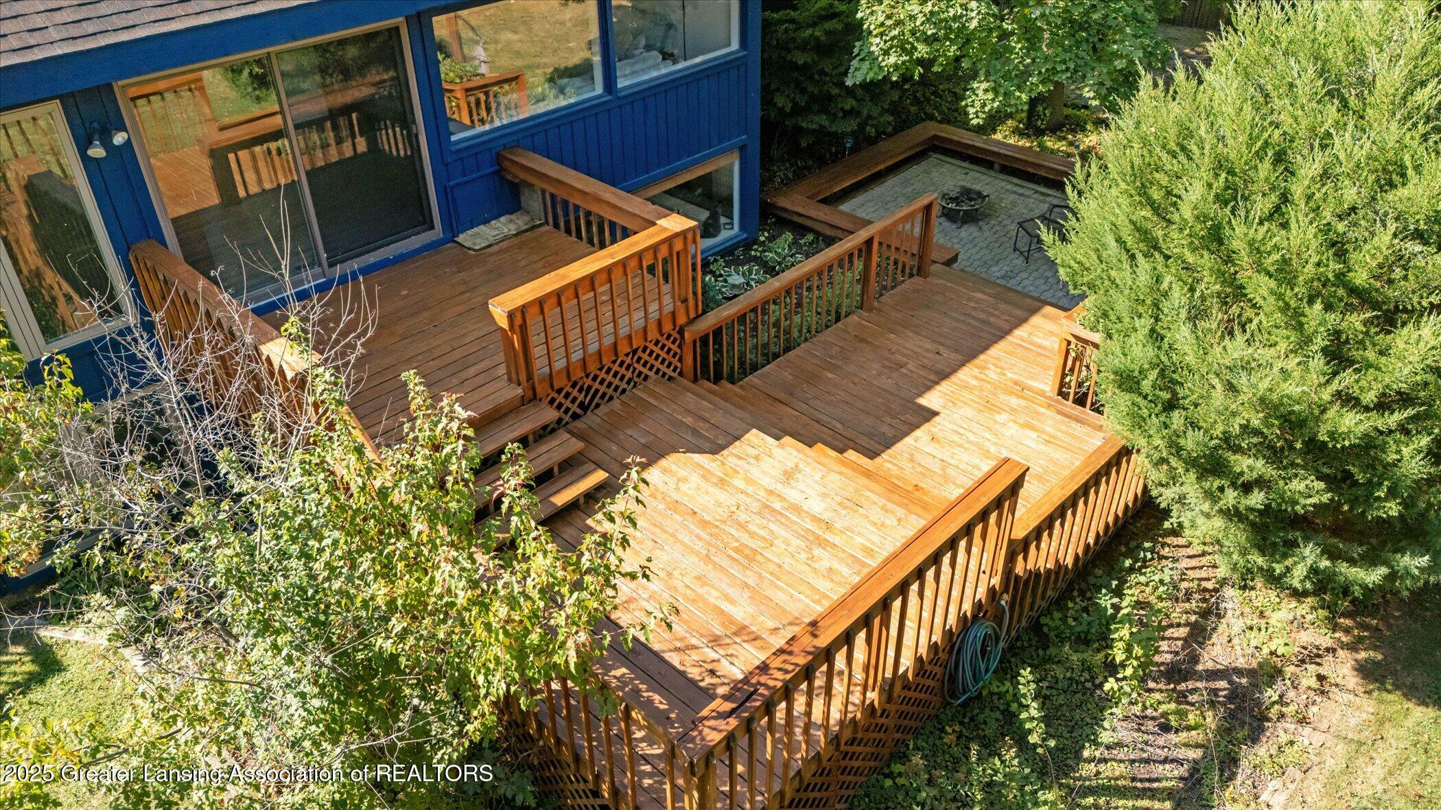 1138 Cliffdale Drive