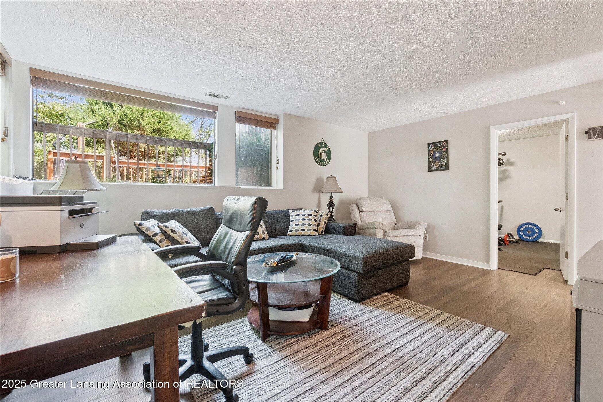 1138 Cliffdale Drive