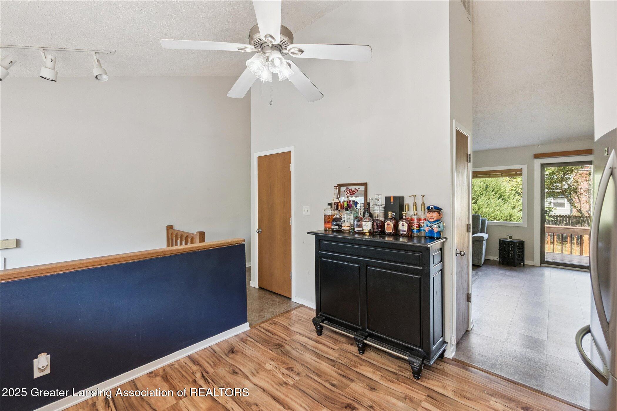 1138 Cliffdale Drive