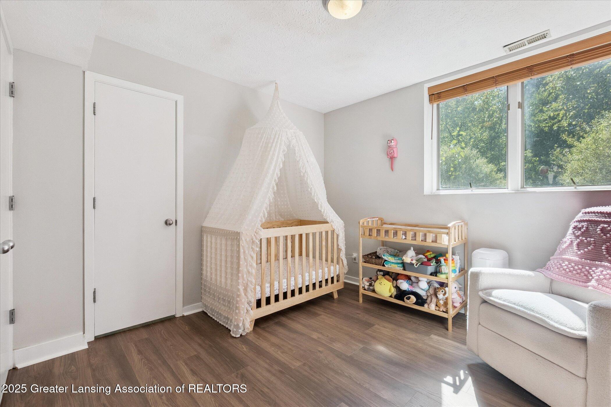 1138 Cliffdale Drive