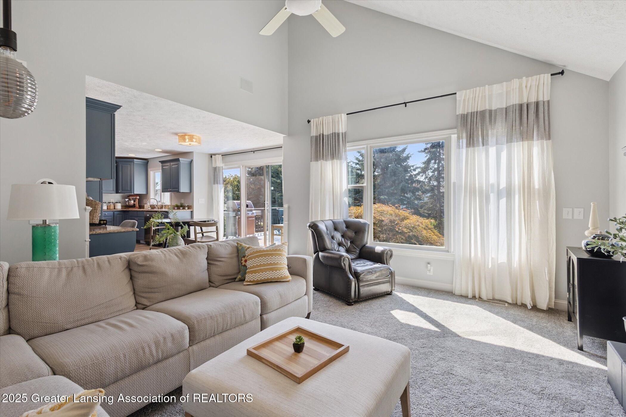 3031 Crofton Drive, DeWitt