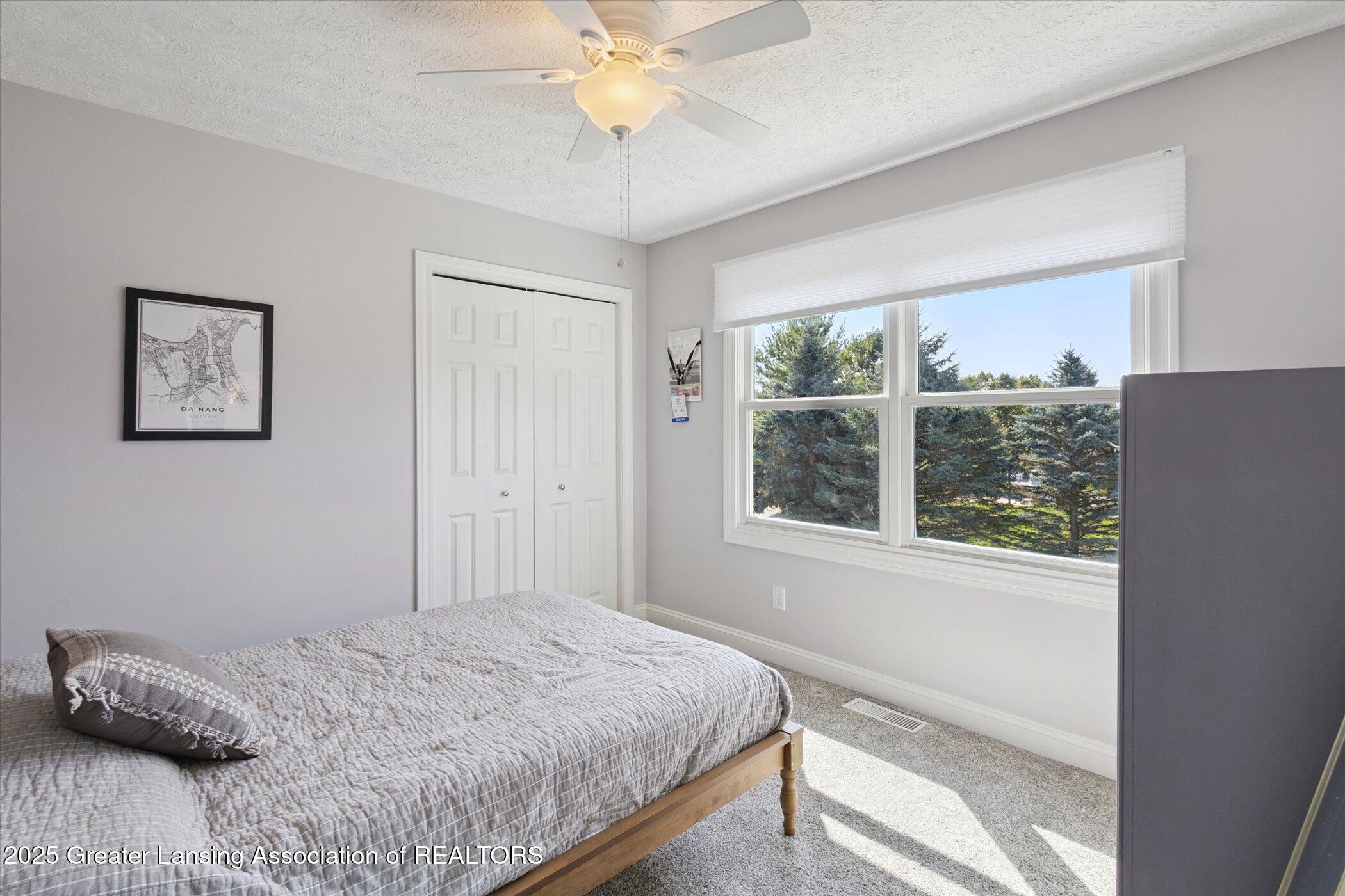 3031 Crofton Drive, DeWitt