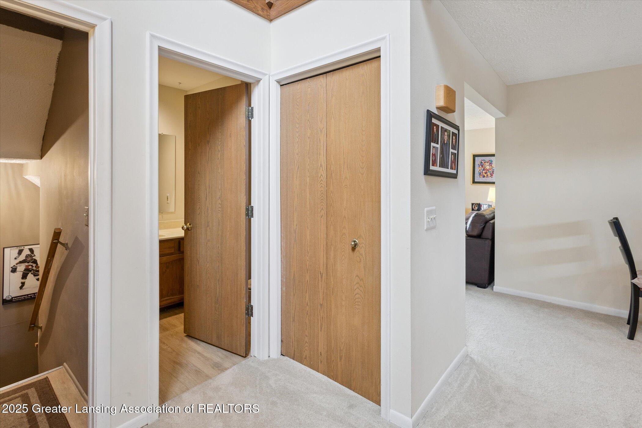 5359 Wild Oak Drive, 54