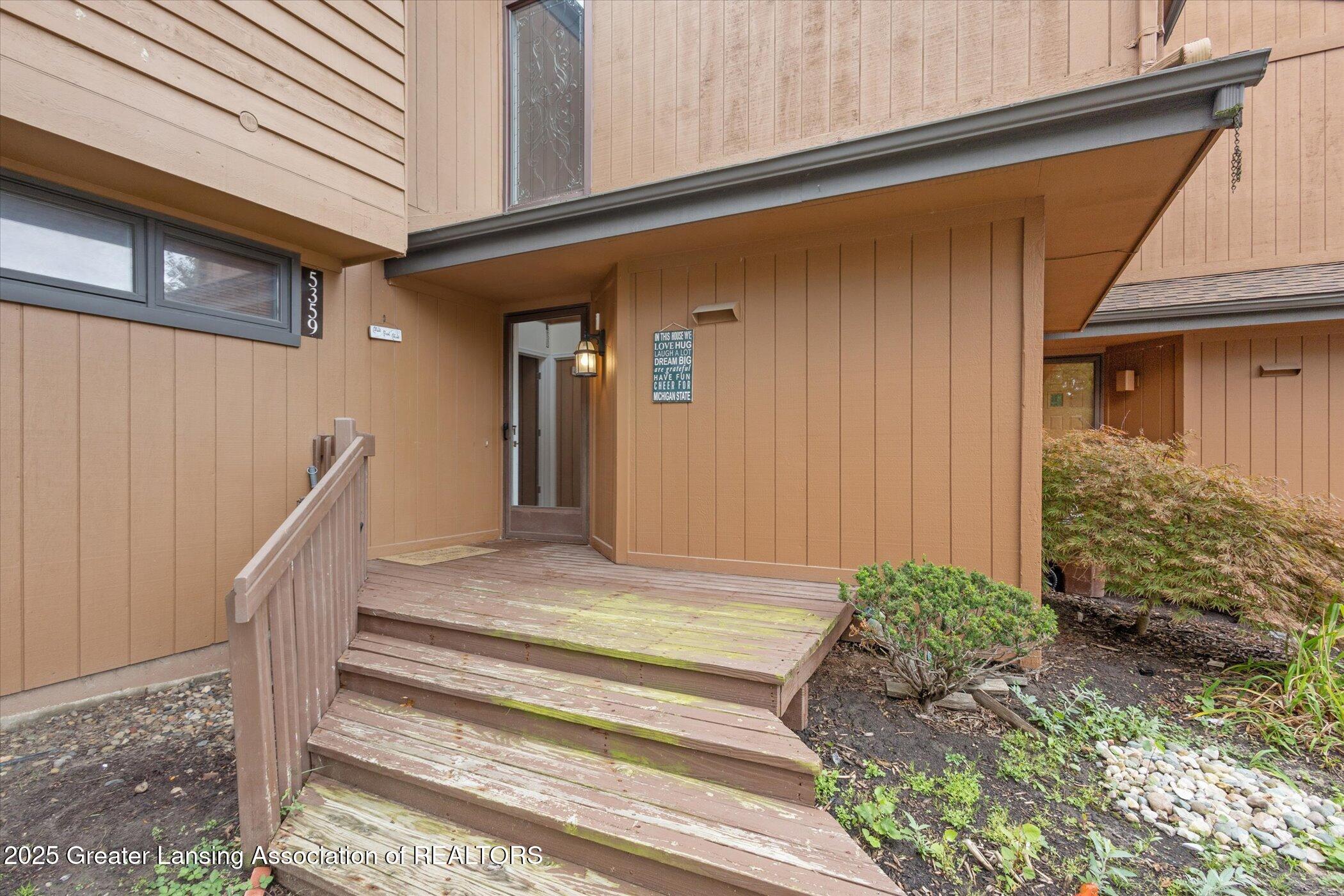 5359 Wild Oak Drive, 54