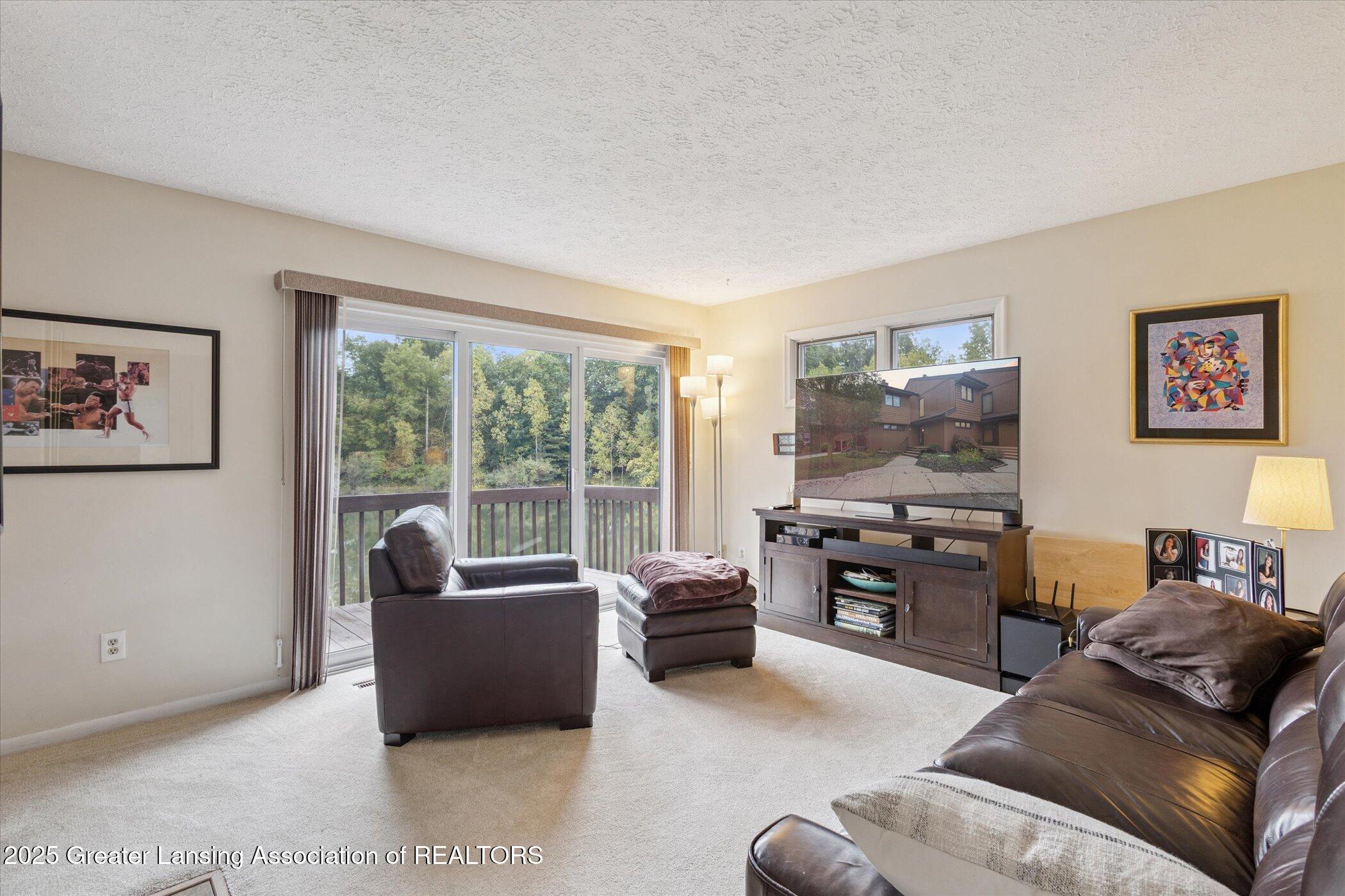 5359 Wild Oak Drive, 54