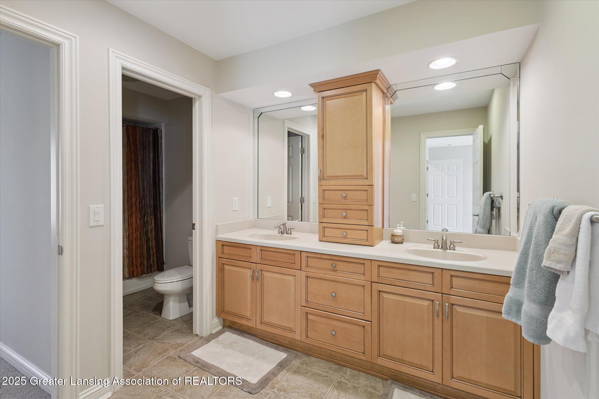 1420 Ambassador Drive
