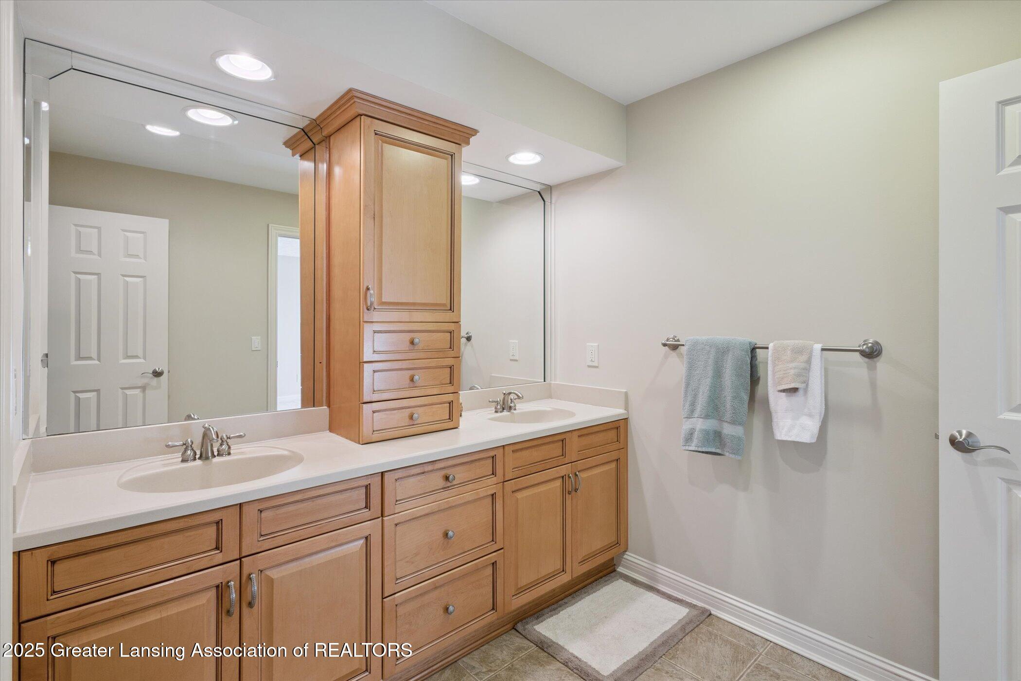 1420 Ambassador Drive