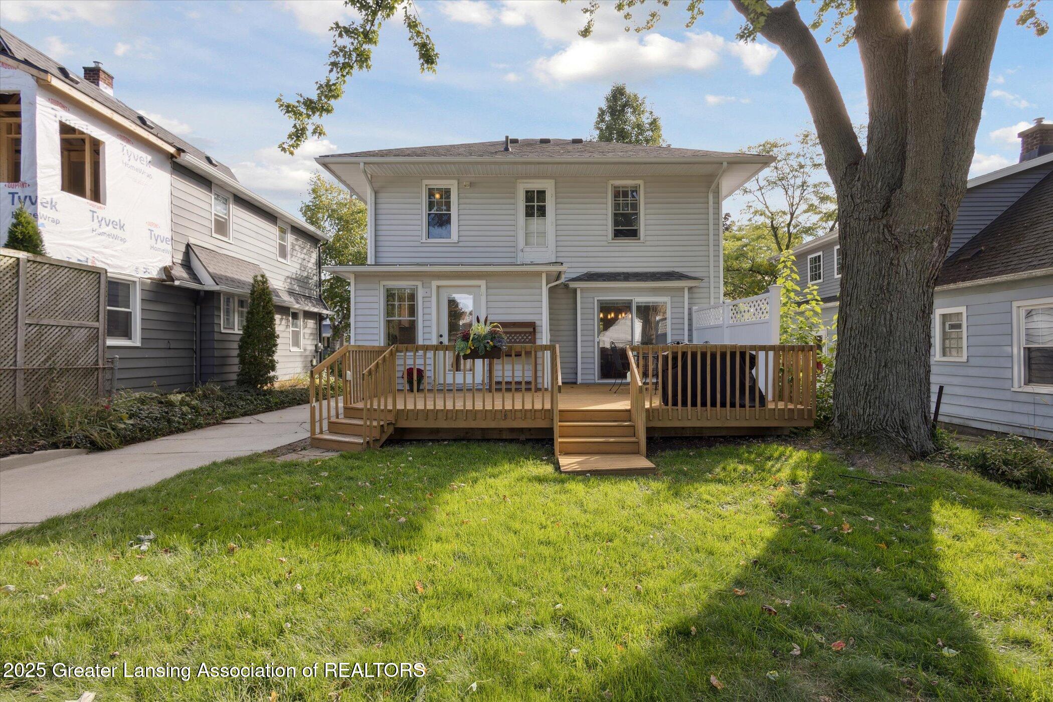 145 NE Baynton Avenue