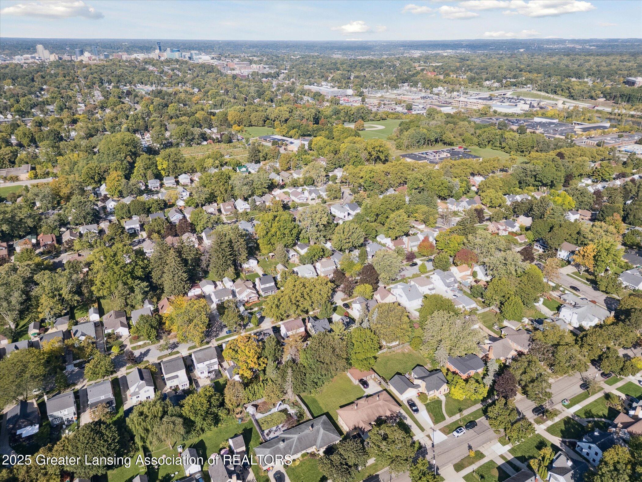 145 NE Baynton Avenue