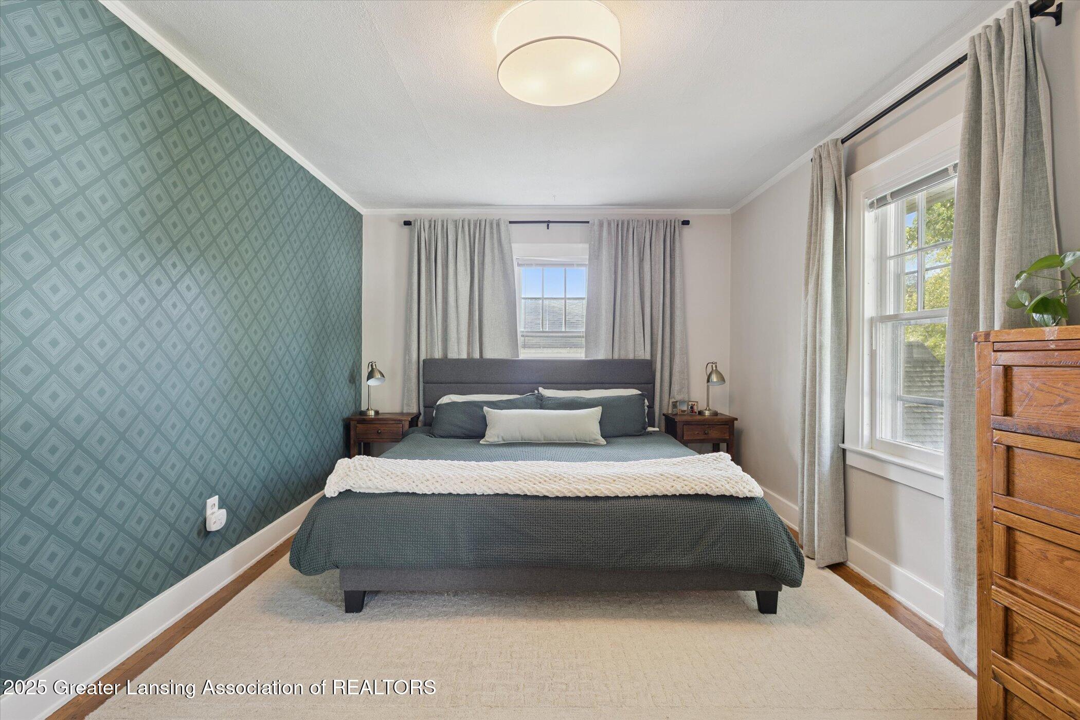 145 NE Baynton Avenue