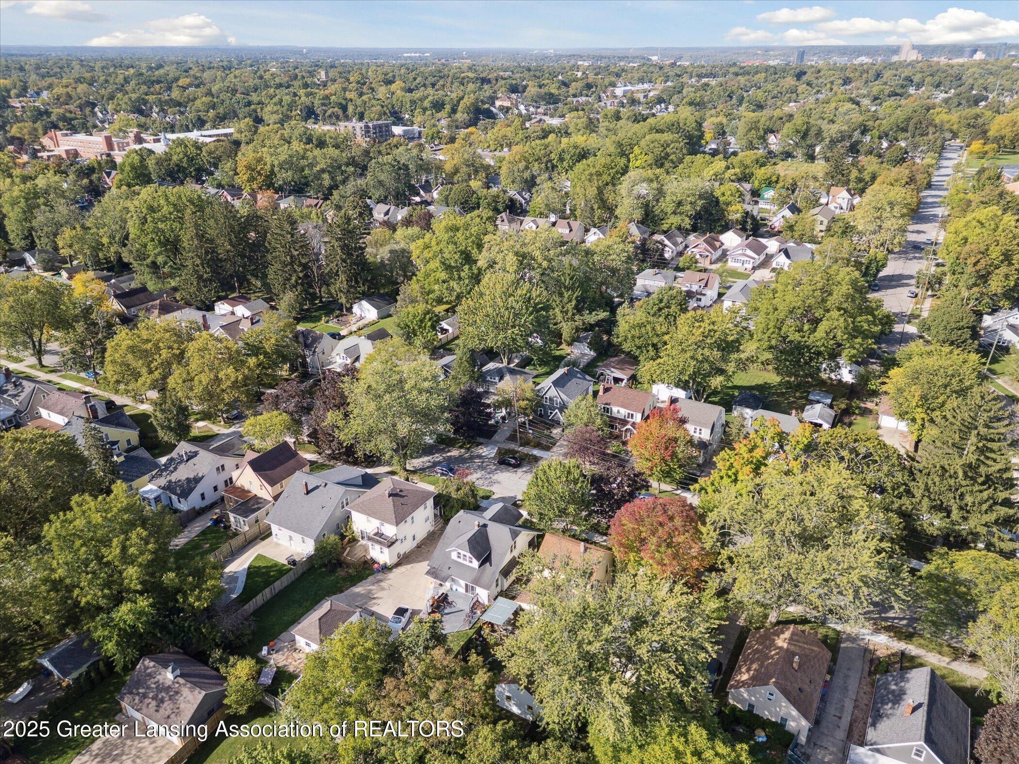 145 NE Baynton Avenue