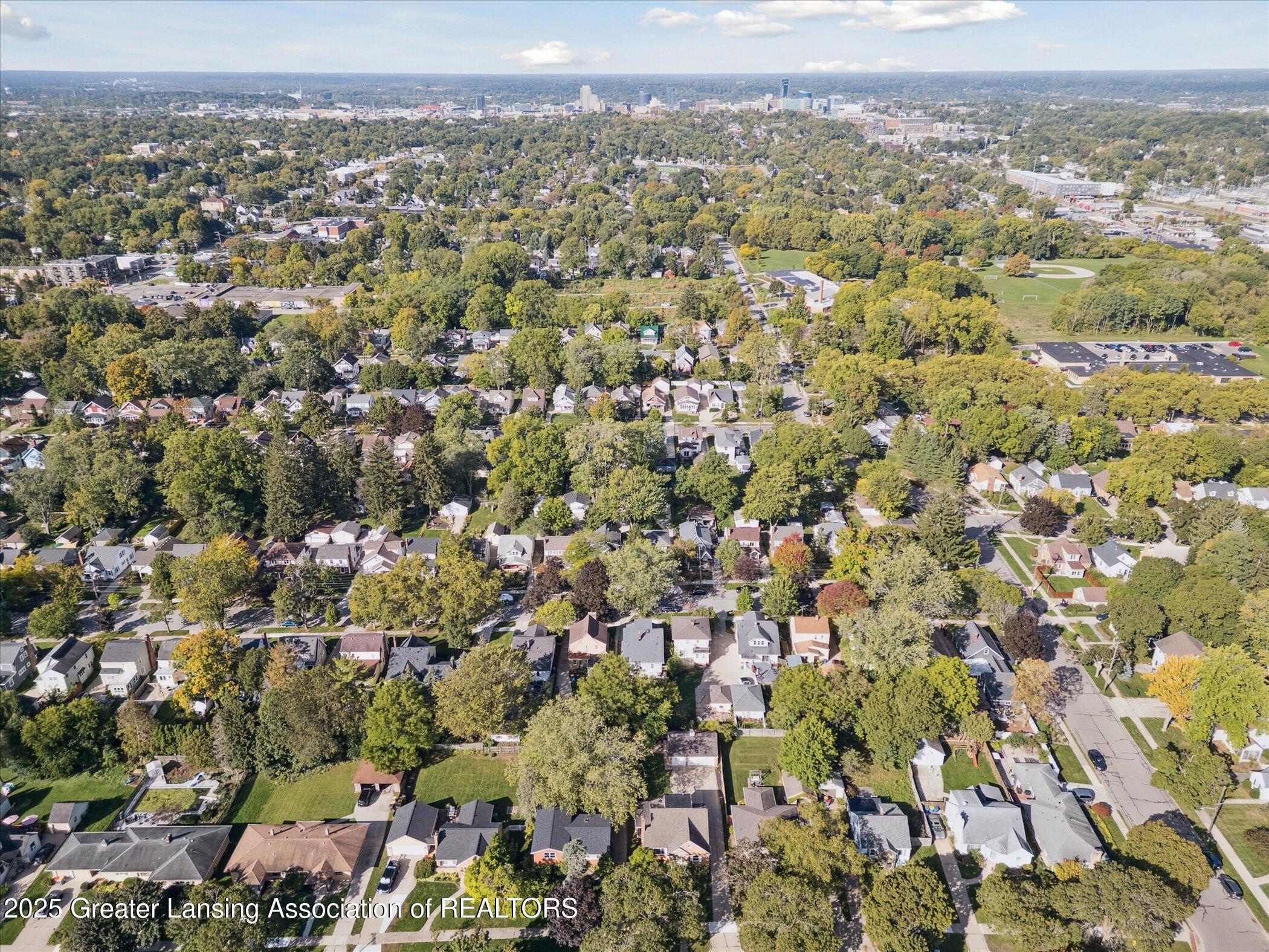 145 NE Baynton Avenue