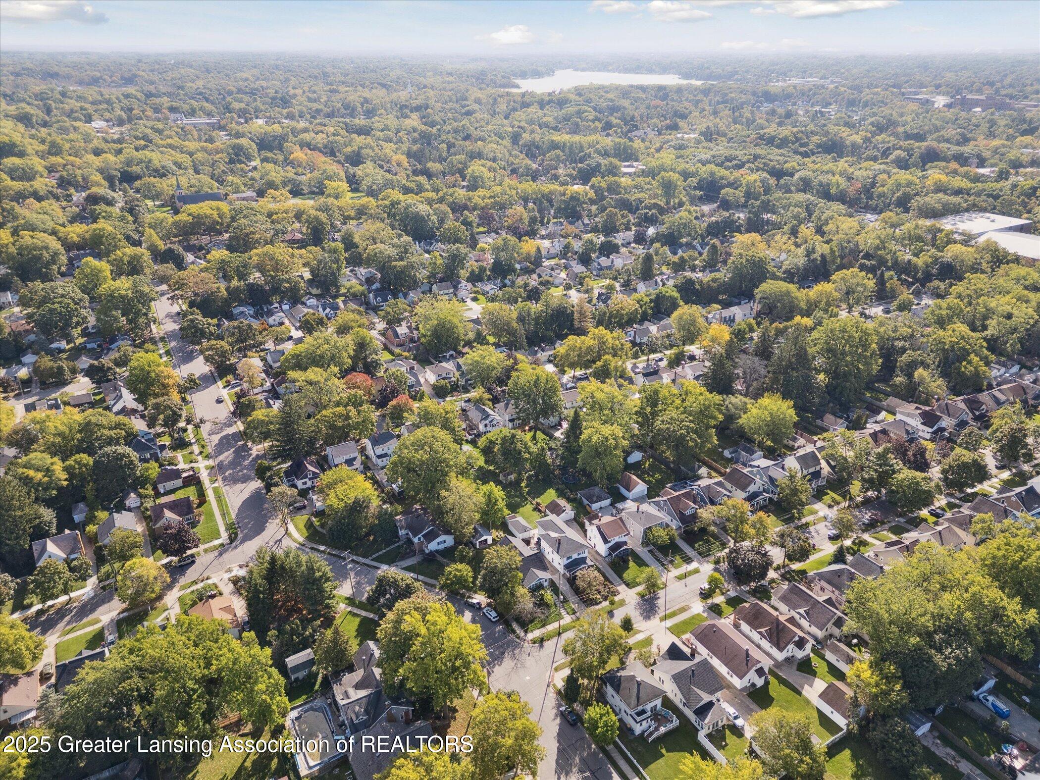 145 NE Baynton Avenue