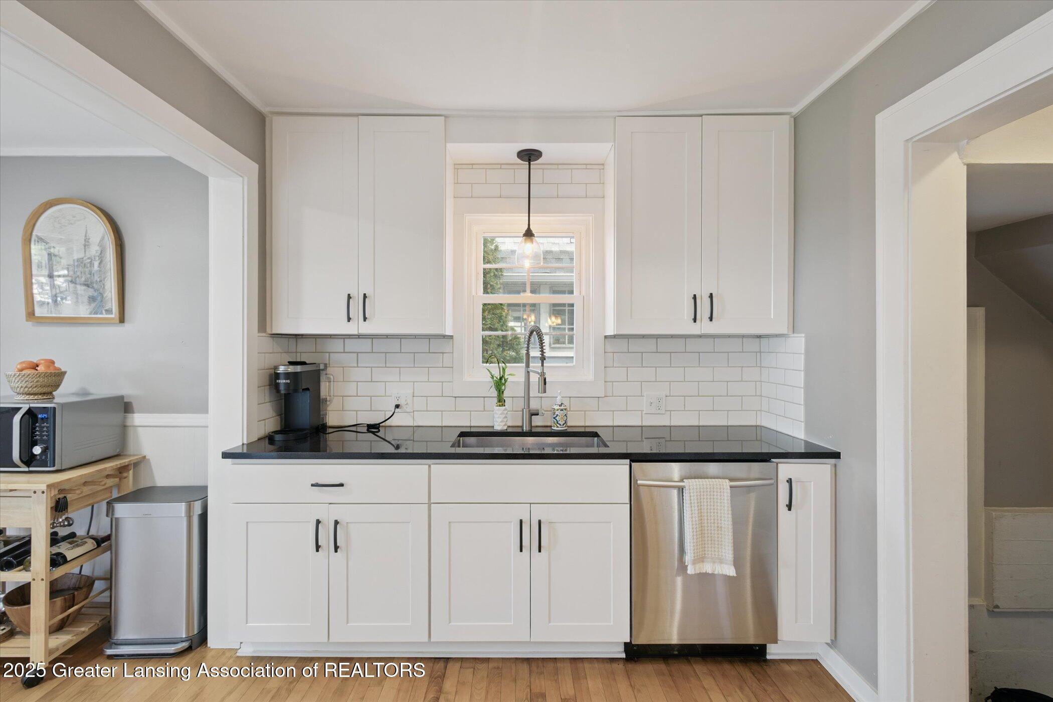 145 NE Baynton Avenue