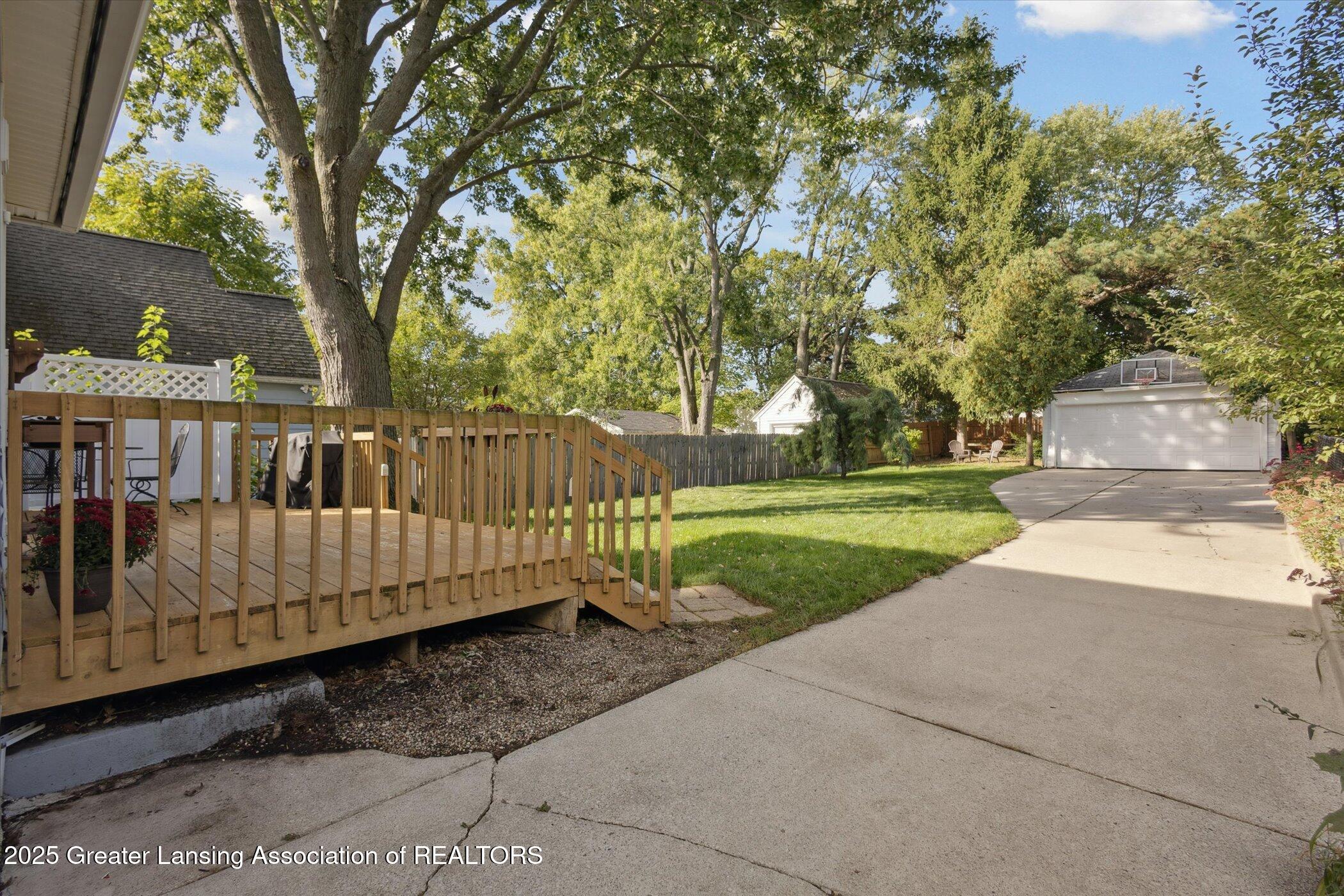 145 NE Baynton Avenue