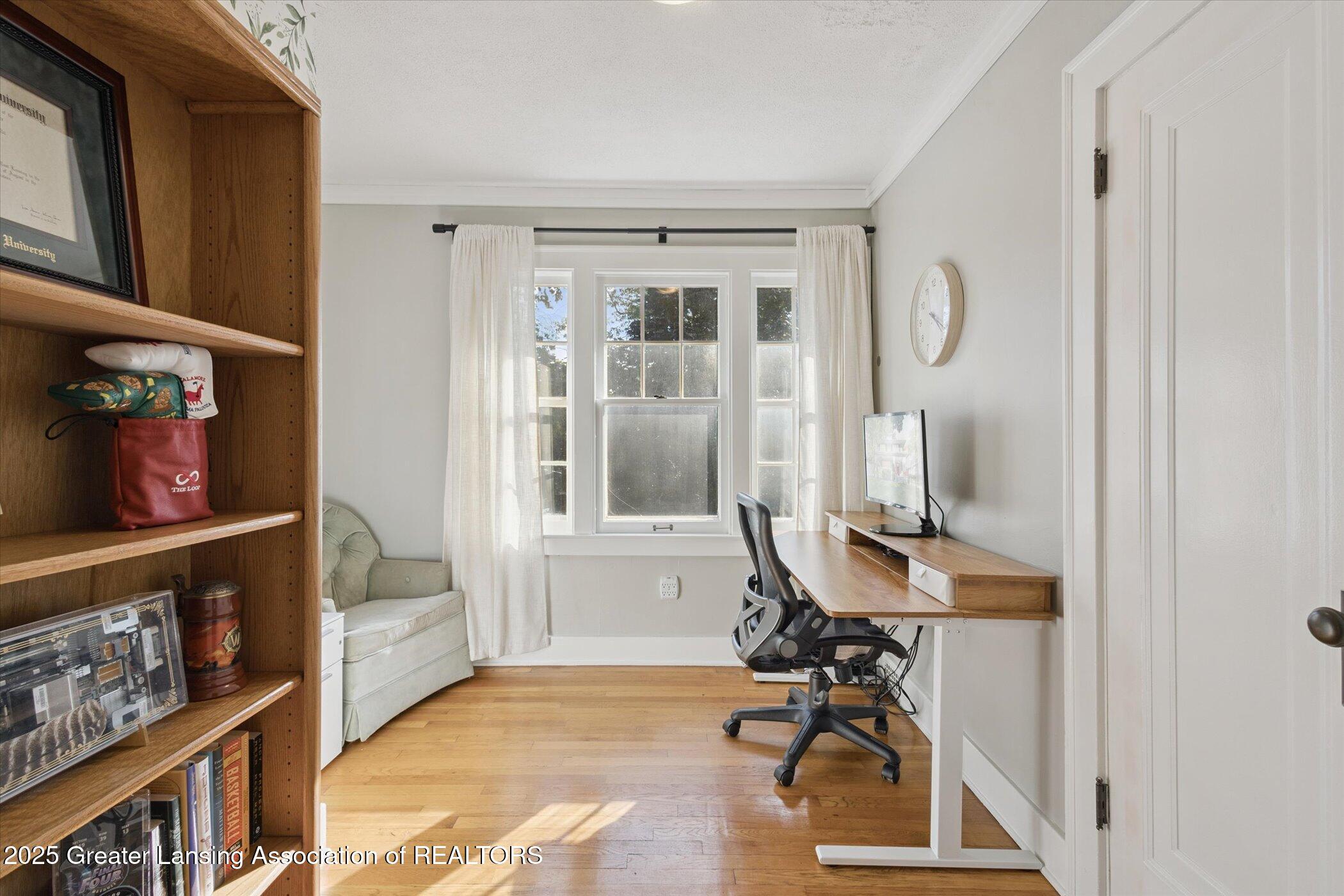 145 NE Baynton Avenue