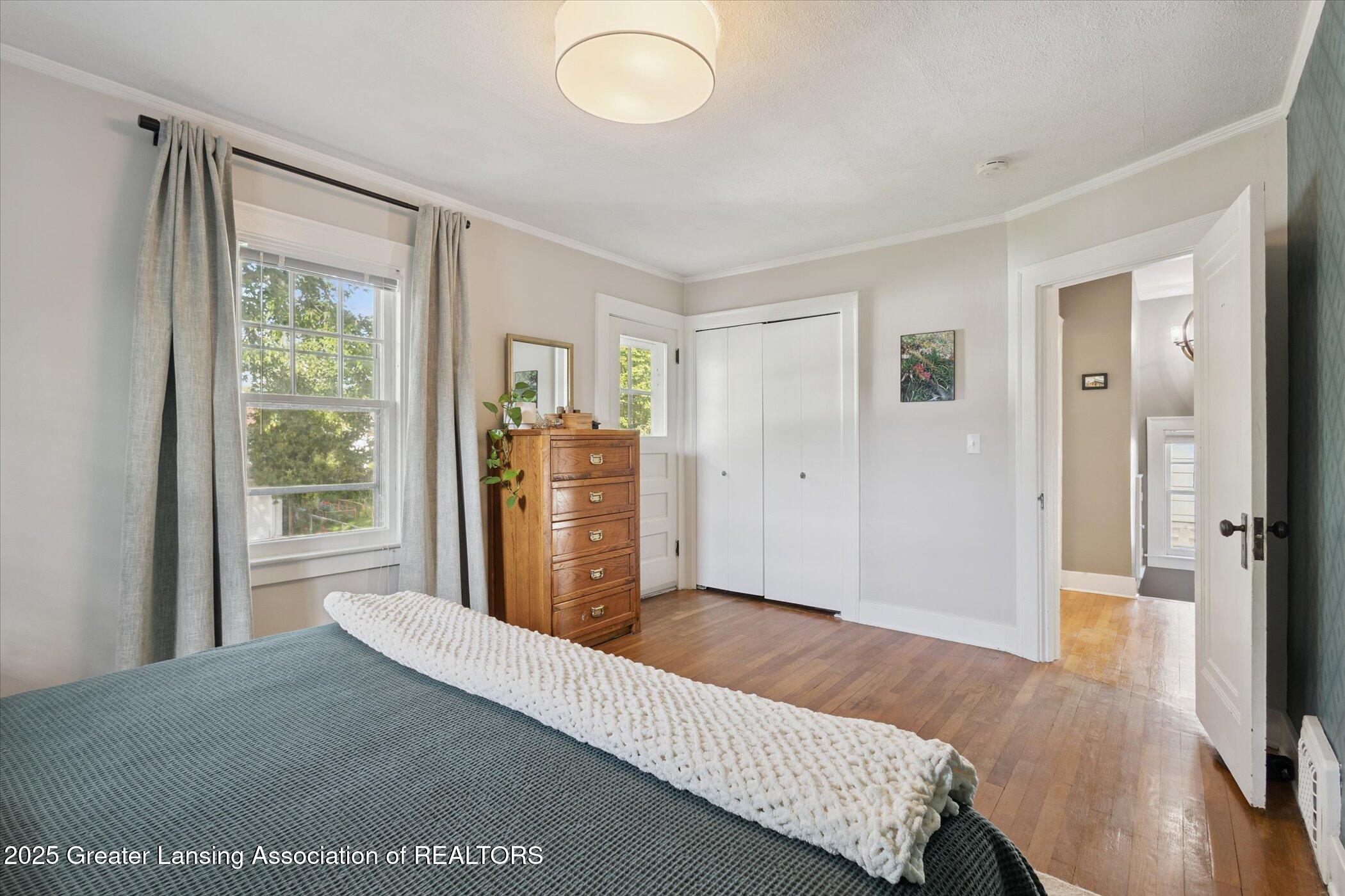 145 NE Baynton Avenue