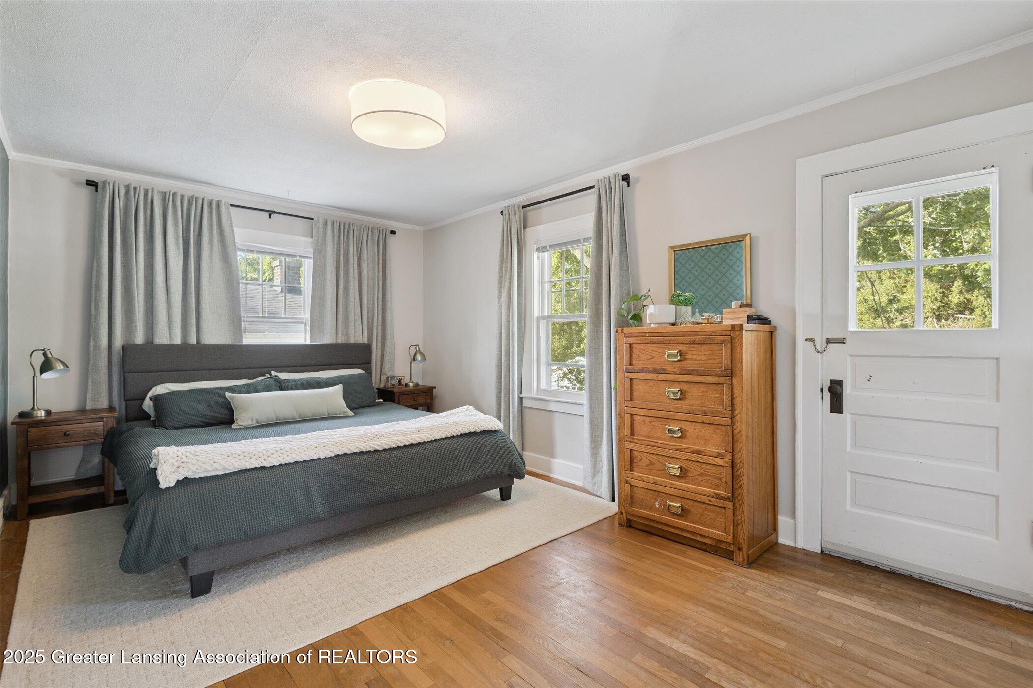 145 NE Baynton Avenue