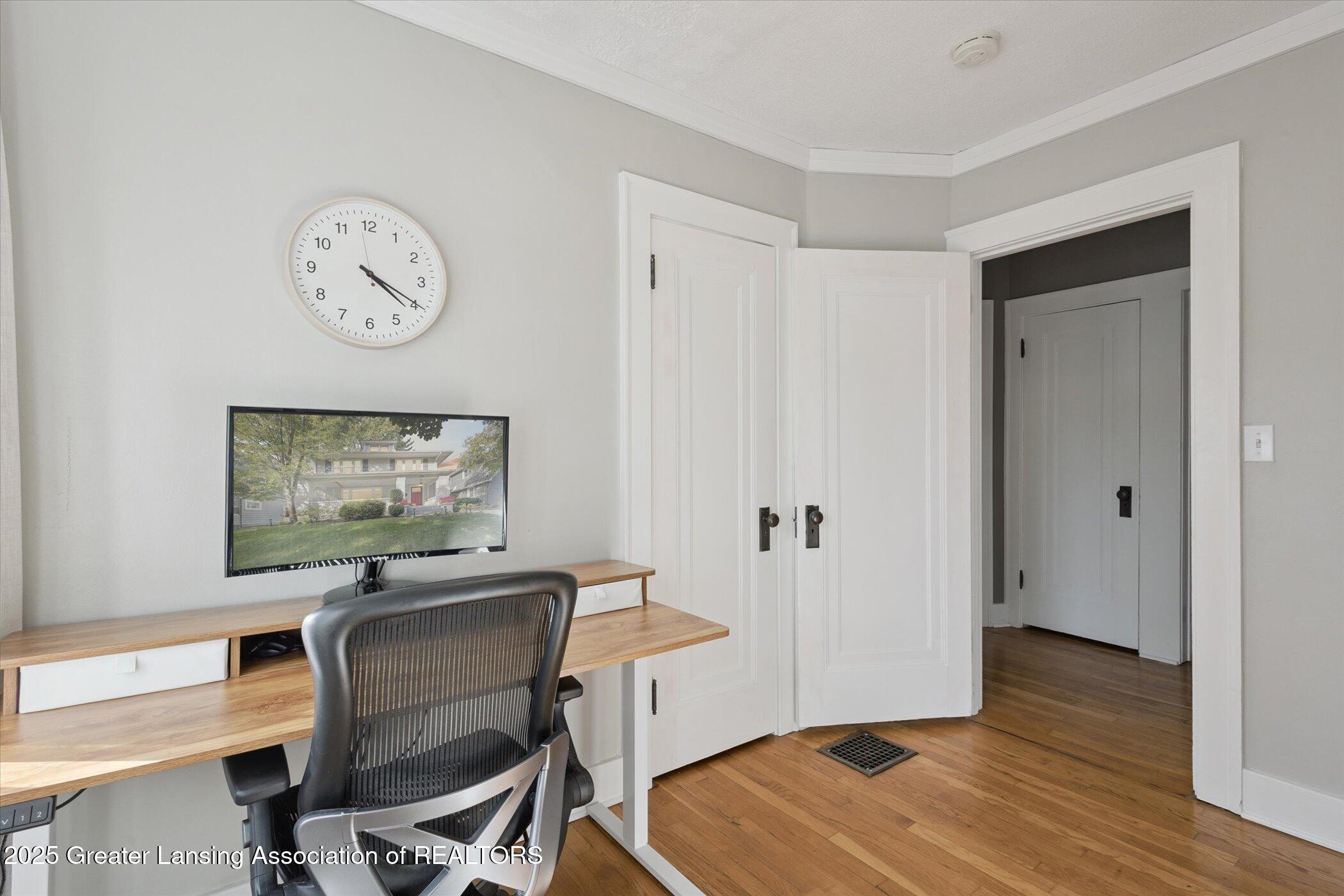 145 NE Baynton Avenue